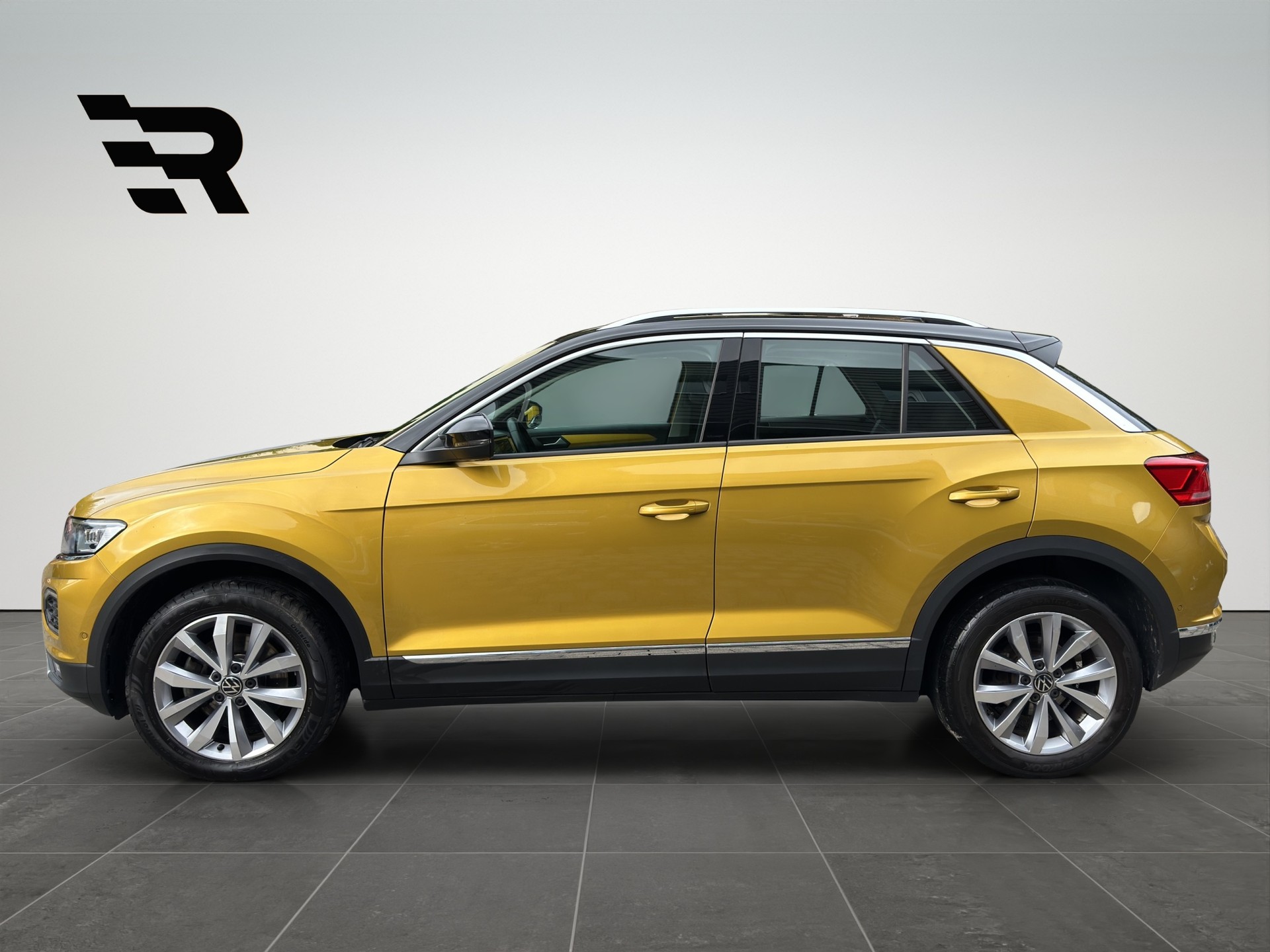 VW T-Roc 2.0 TSI Advance DSG 4Motion-image-1