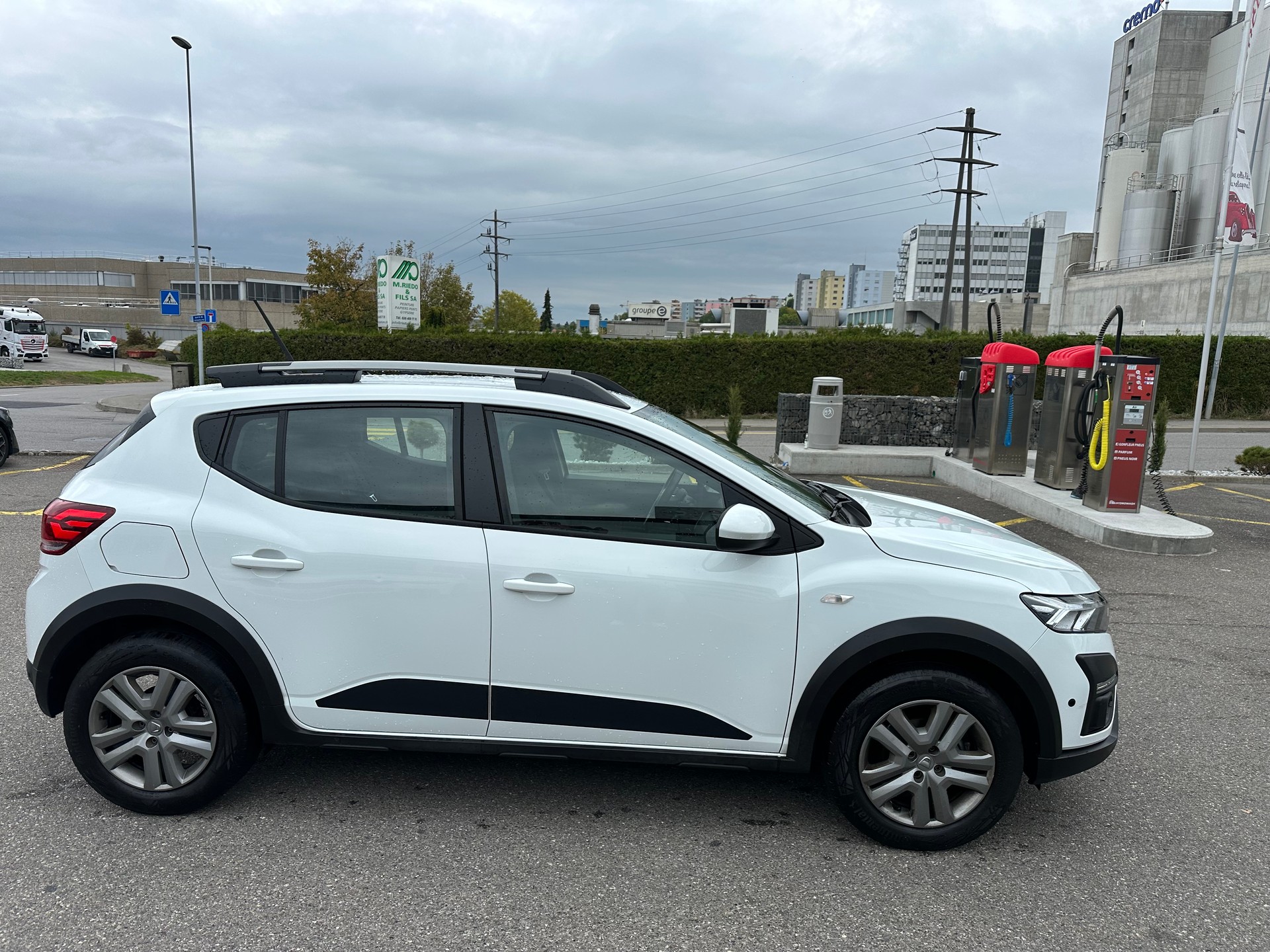 DACIA 1.0 TCe Stepway Comfort-image-1