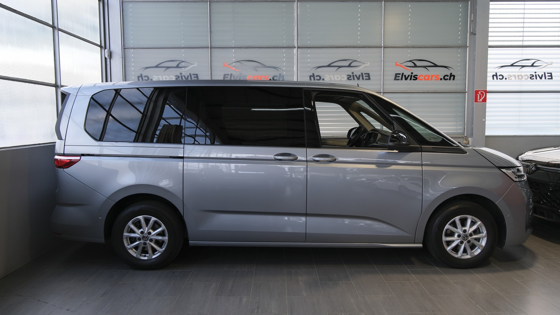 VW Multivan 2.0 TDI Life DSG Lang 8 Sitzplätze-image-27