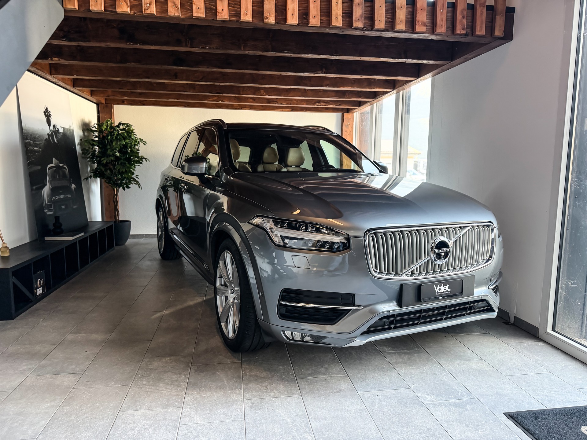 VOLVO XC90 D5 AWD R-Design Geartronic-image-0