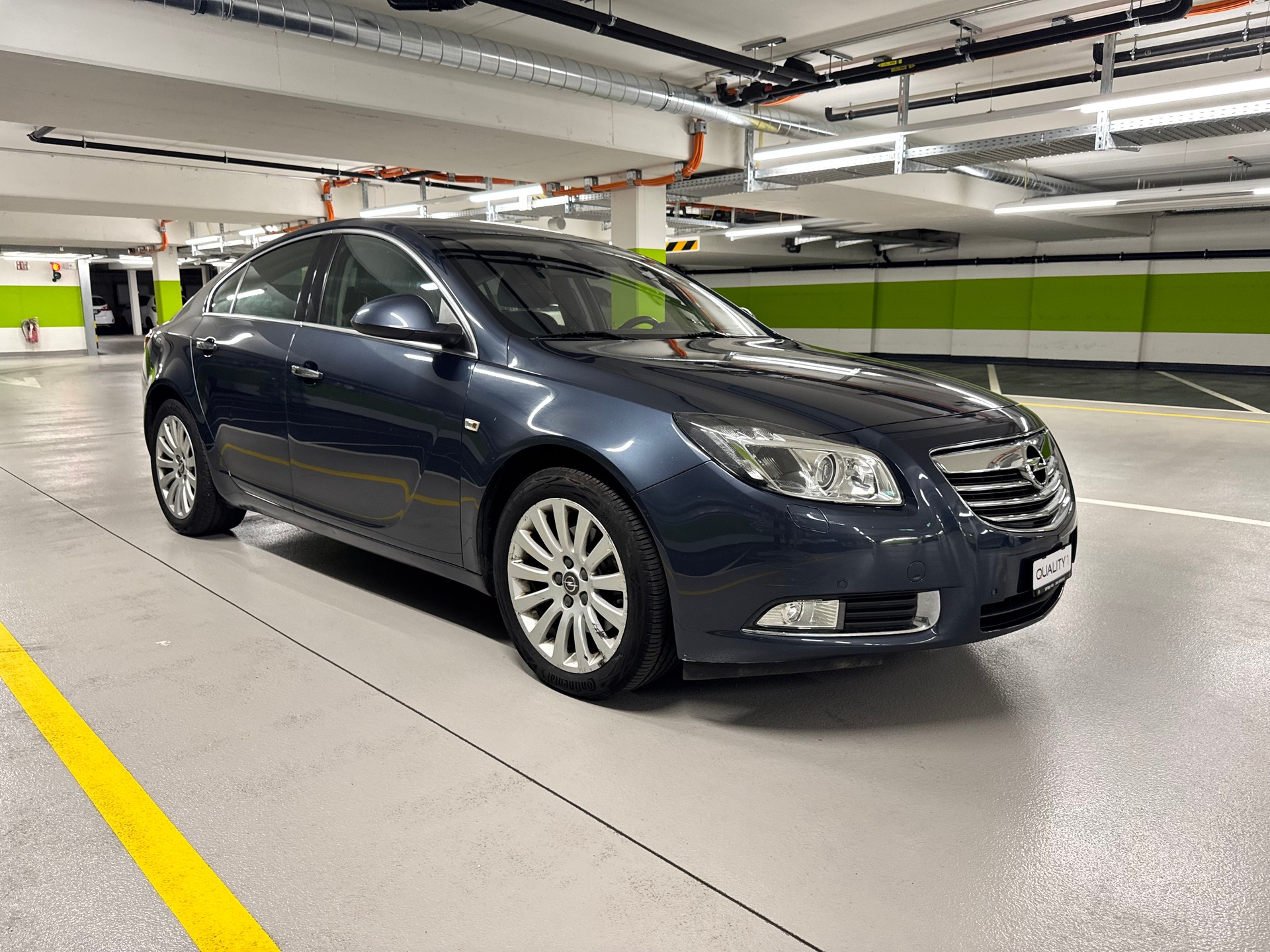 OPEL Insignia 2.0 Turbo Sport Automatic-image-2