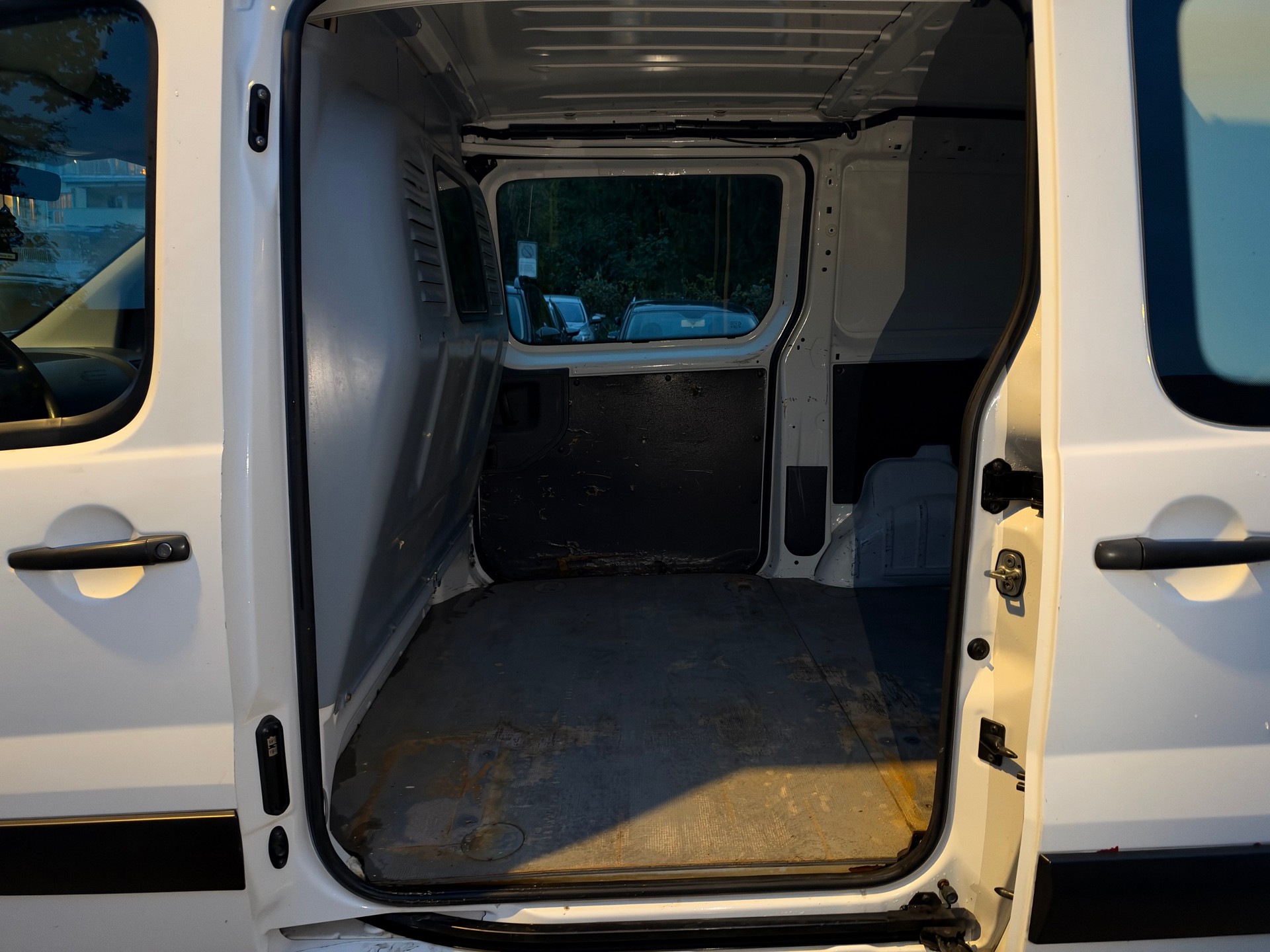 TOYOTA Proace 2.0D Panel Van Luna L1H1-image-9