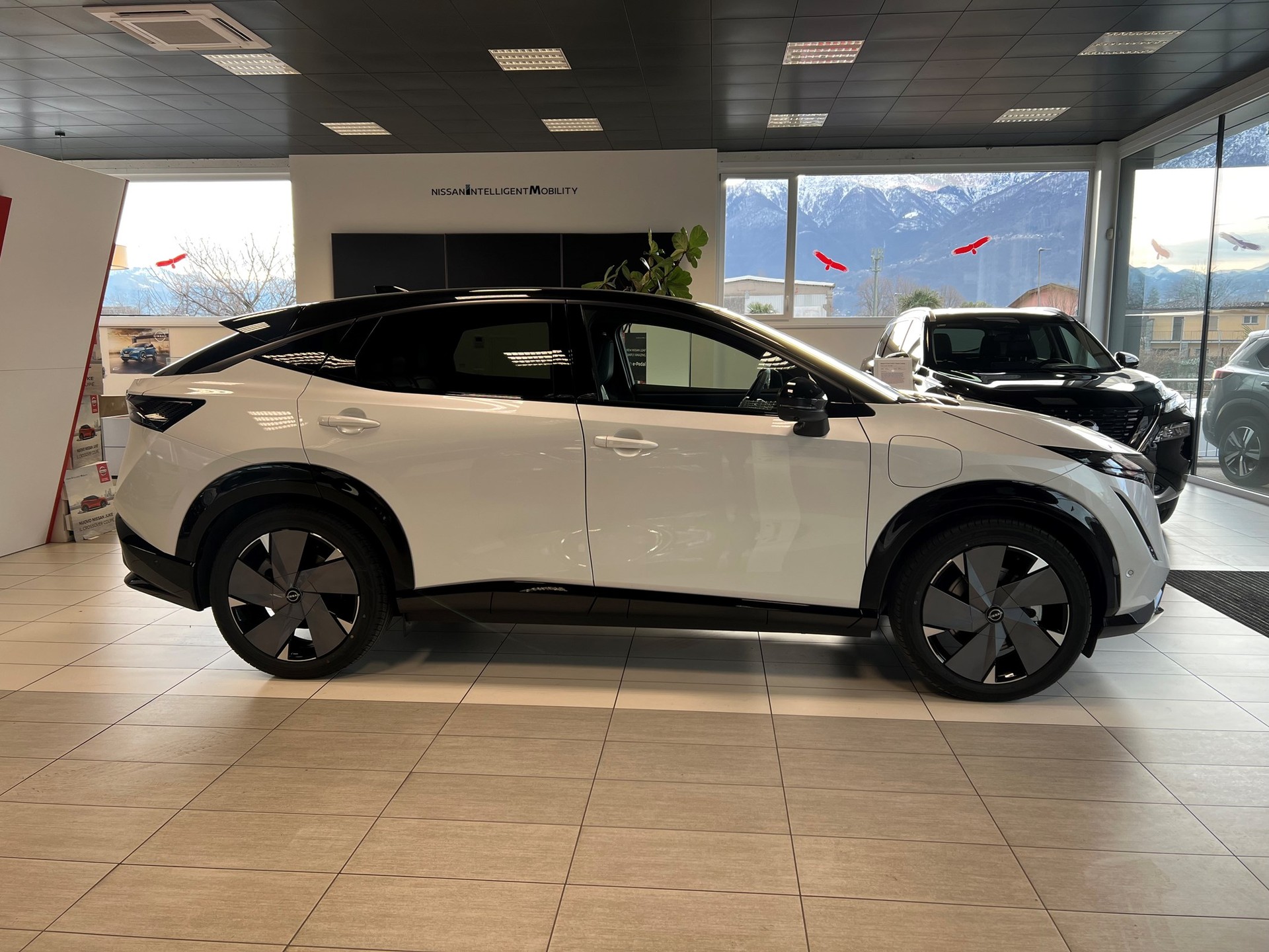NISSAN Ariya 87 kWh e-4orce Evolve400 Allrad-image-2