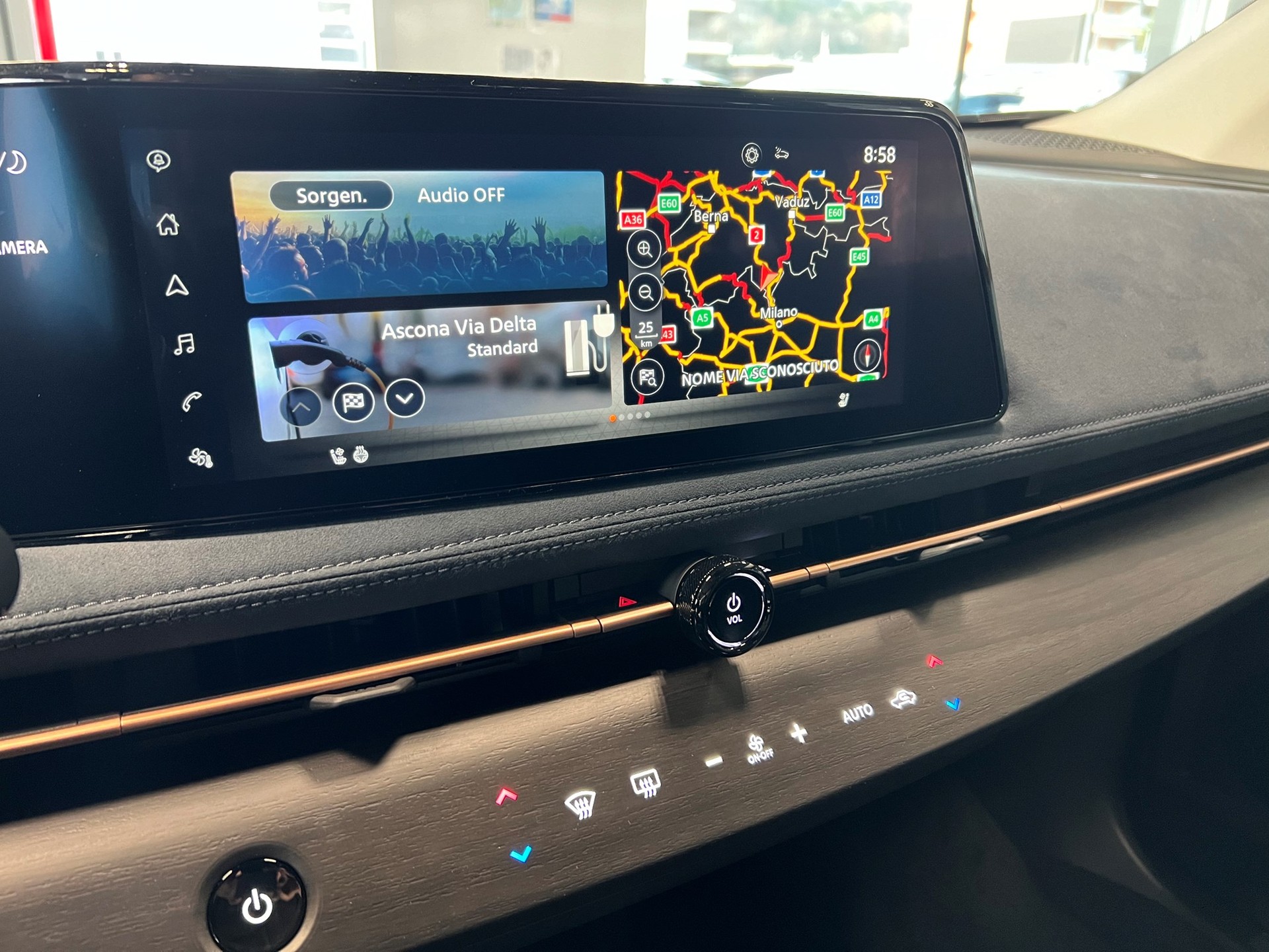 NISSAN Ariya 87 kWh e-4orce Evolve400 Allrad-image-17