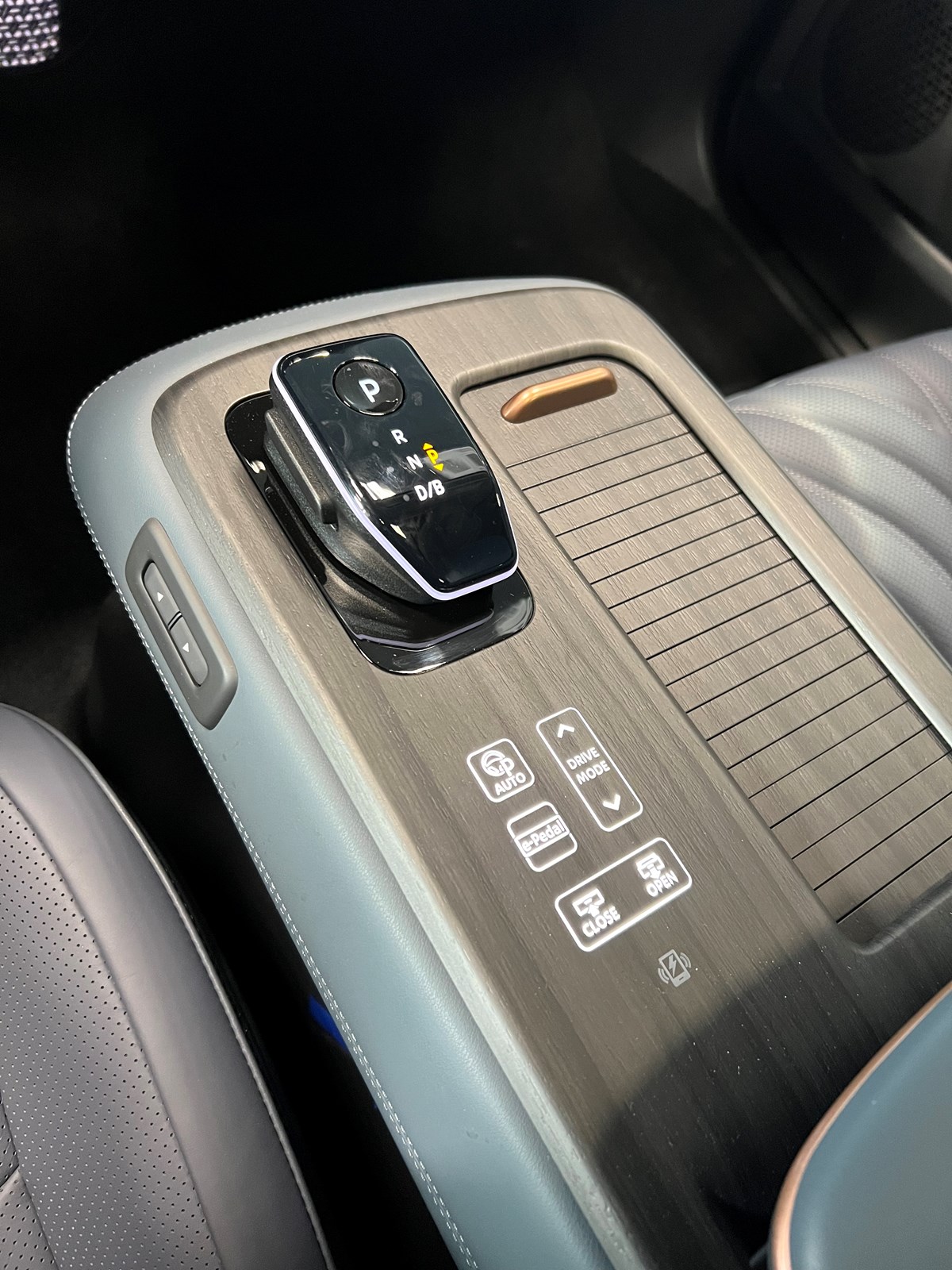 NISSAN Ariya 87 kWh e-4orce Evolve400 Allrad-image-20