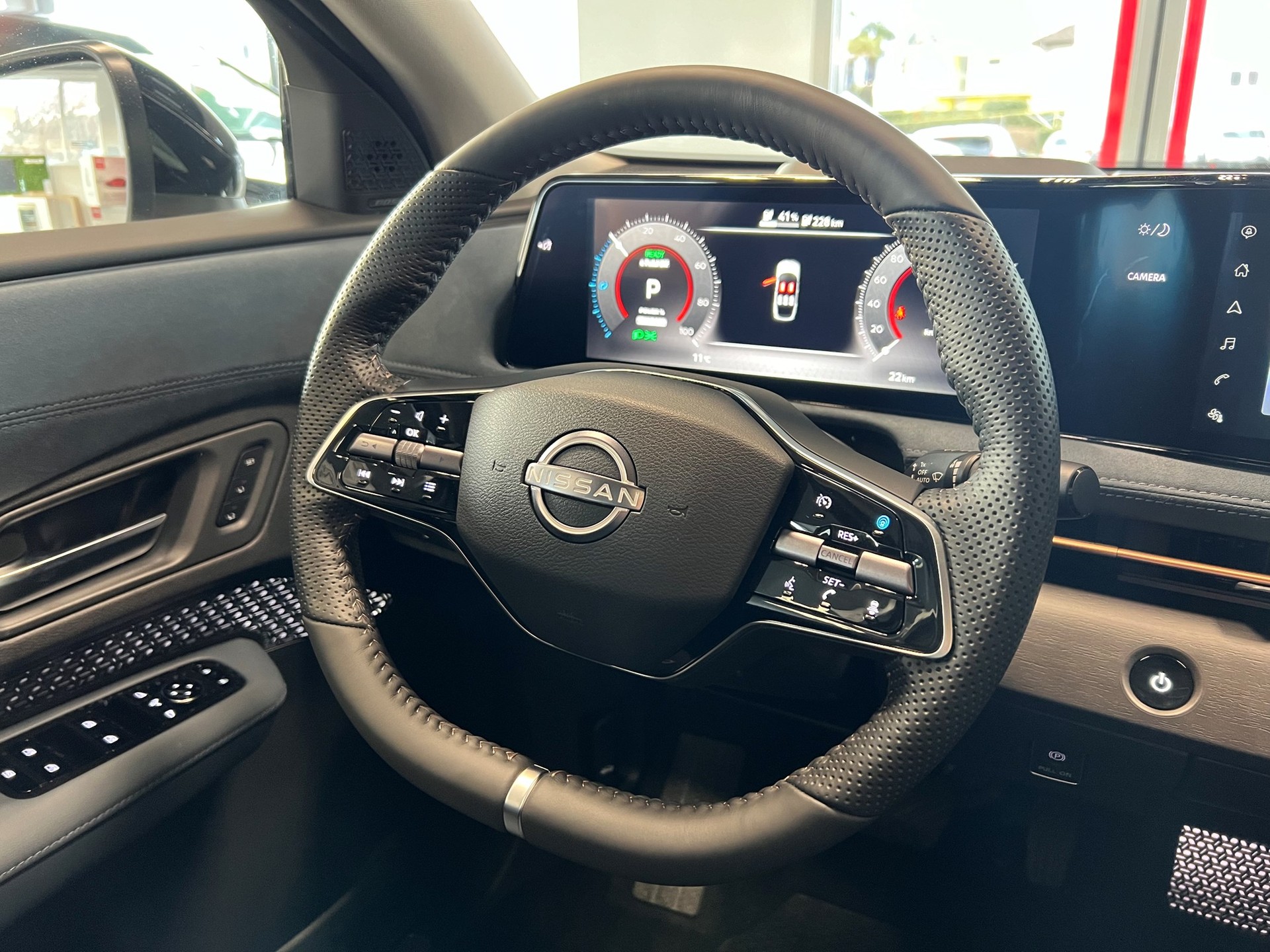 NISSAN Ariya 87 kWh e-4orce Evolve400 Allrad-image-10