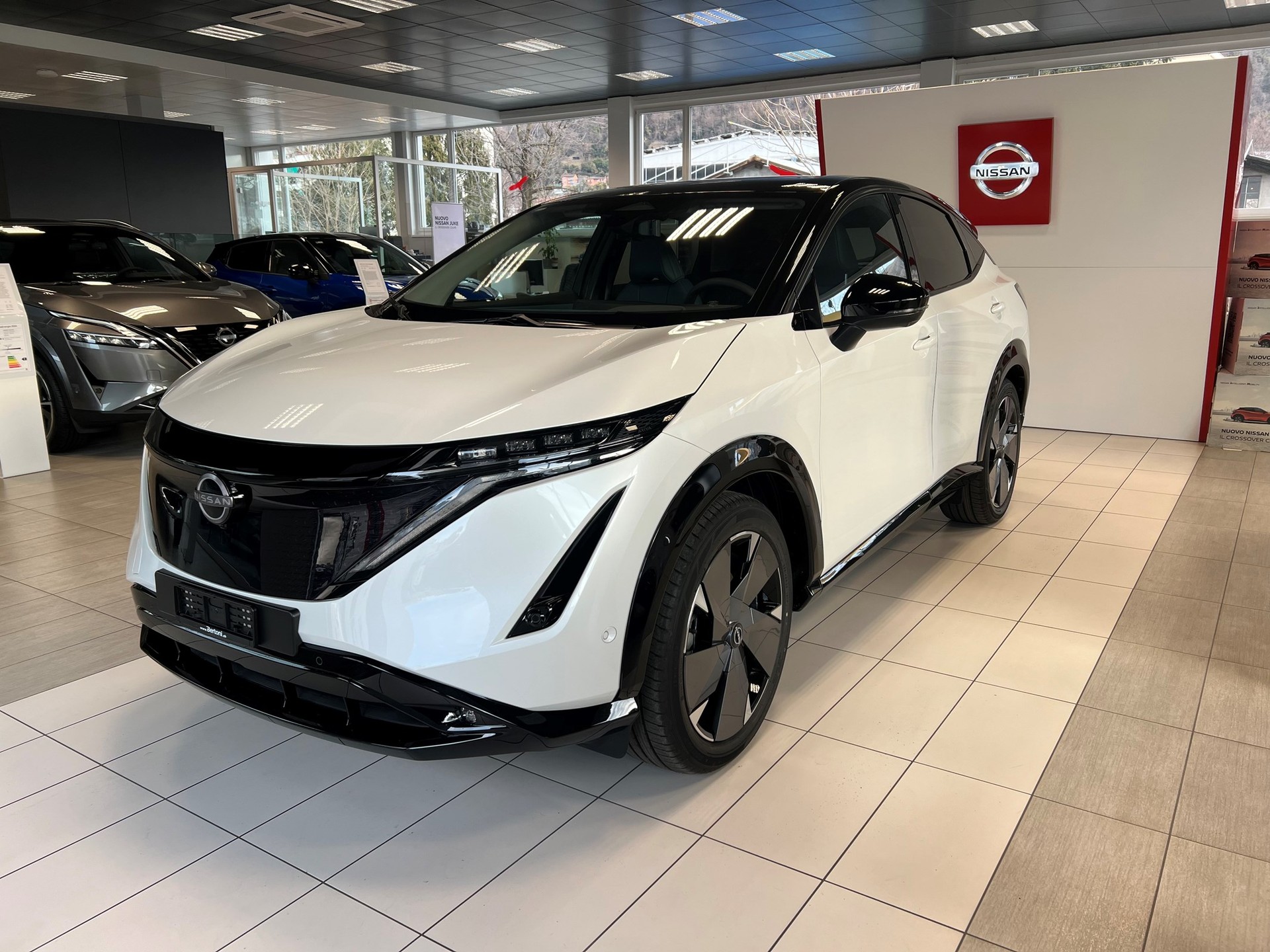 NISSAN Ariya 87 kWh e-4orce Evolve400 Allrad-image-0