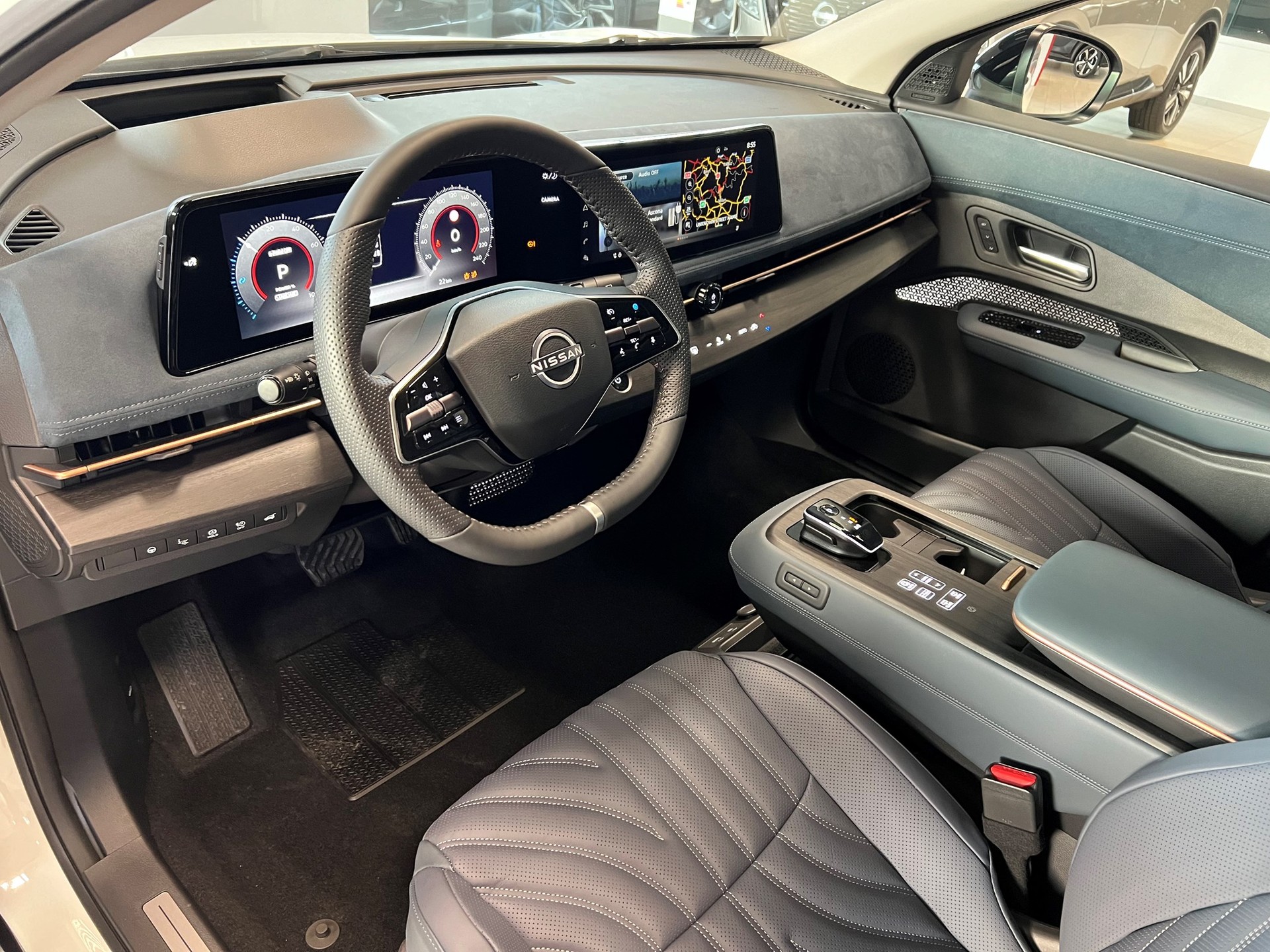 NISSAN Ariya 87 kWh e-4orce Evolve400 Allrad-image-9