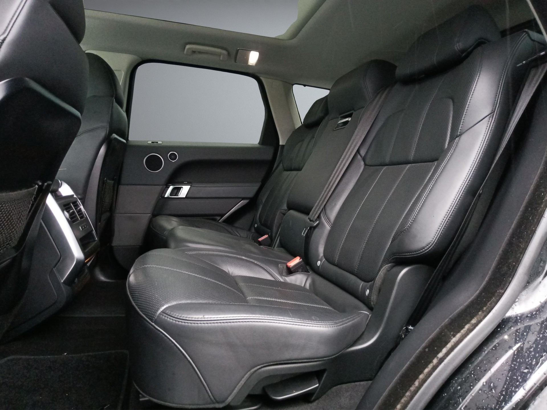 LAND ROVER Range Rover Sport 3.0 SDV6 HSE Dynamic-image-6