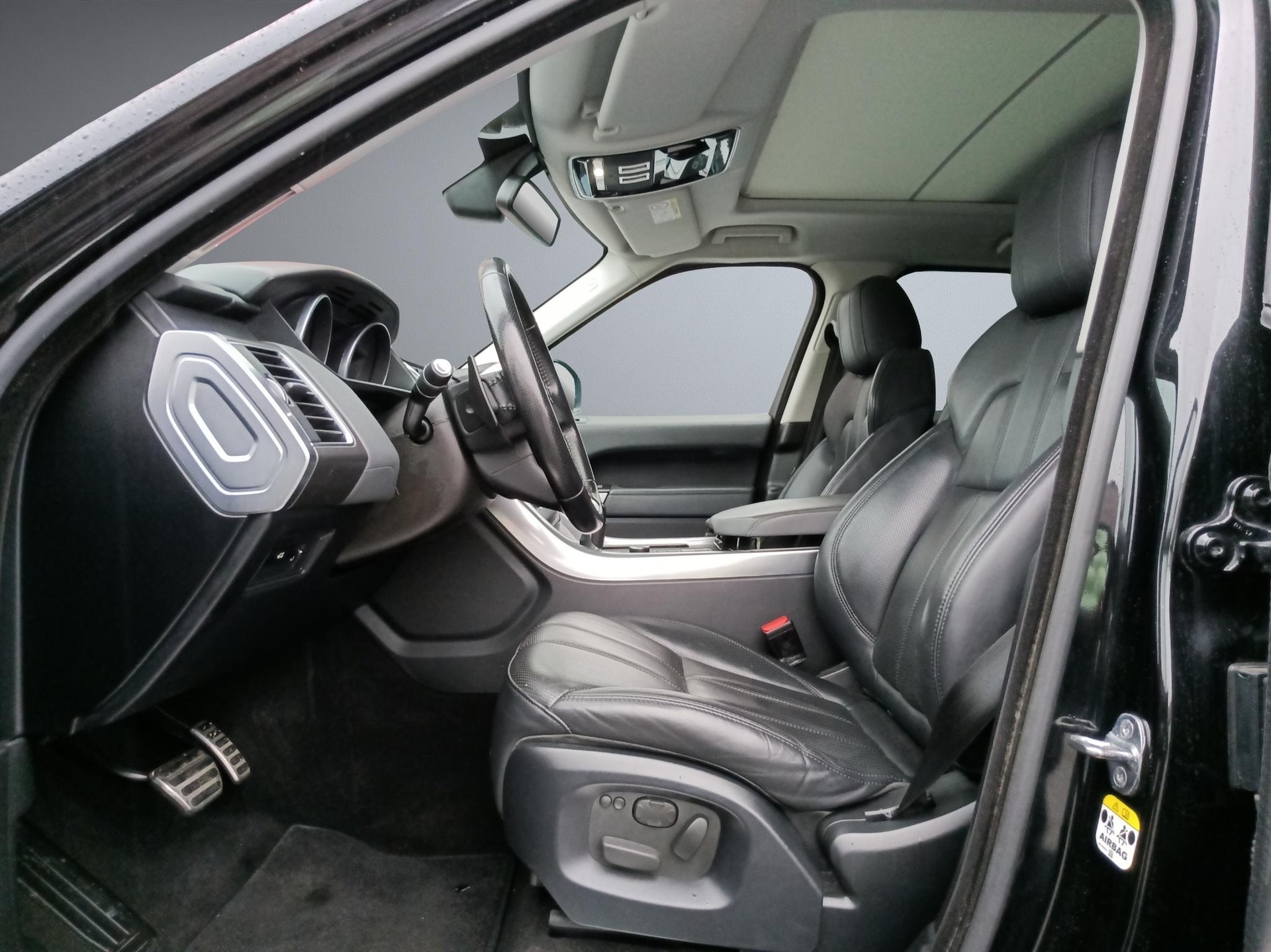 LAND ROVER Range Rover Sport 3.0 SDV6 HSE Dynamic-image-10