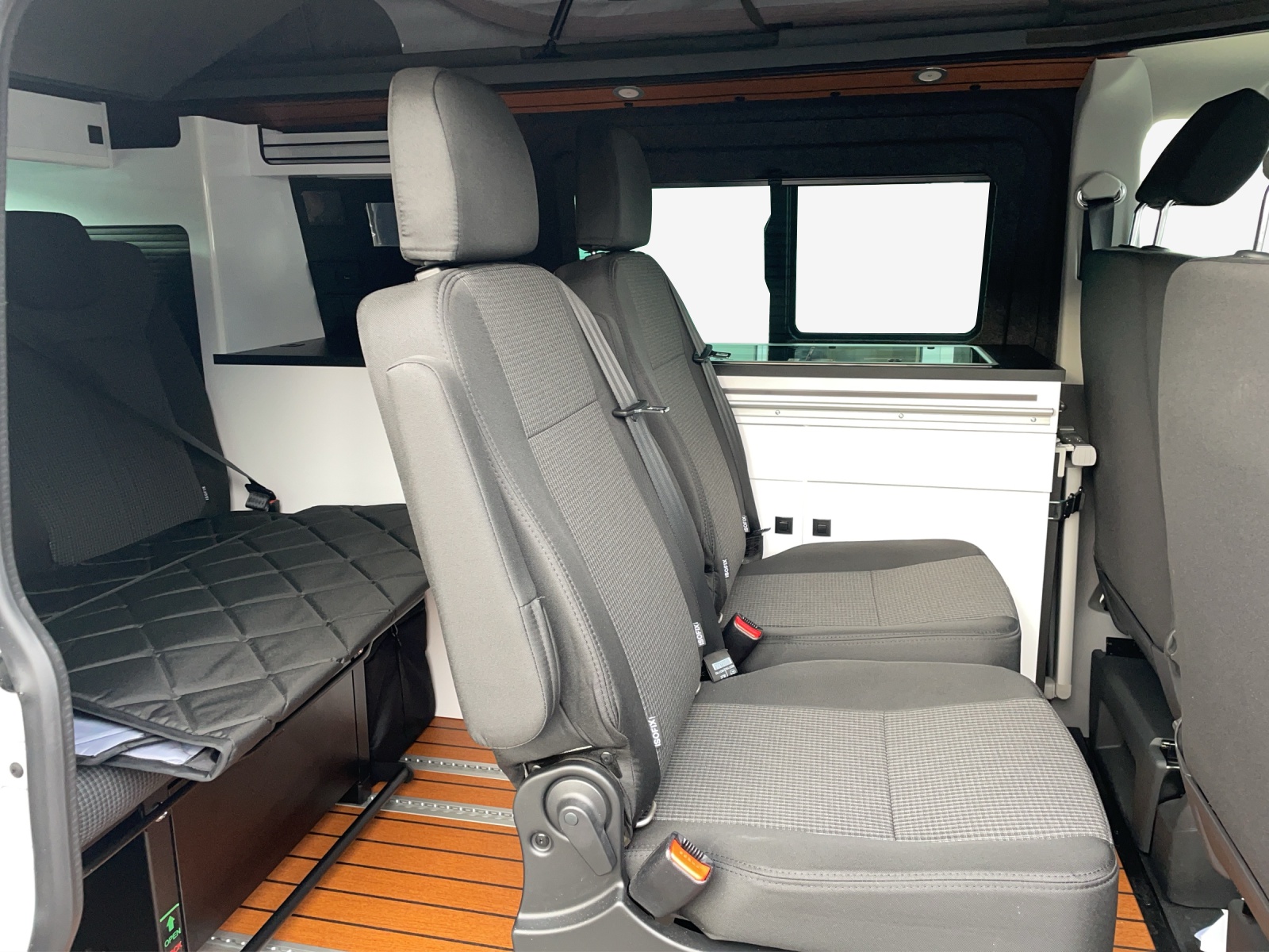 VW T6.1 2.0 TDI Envia Free 4Motion DSG-image-10