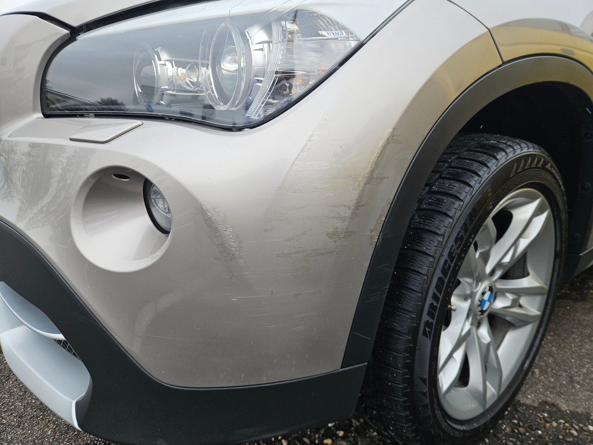 BMW X1 xDrive 20i Steptronic-image-24