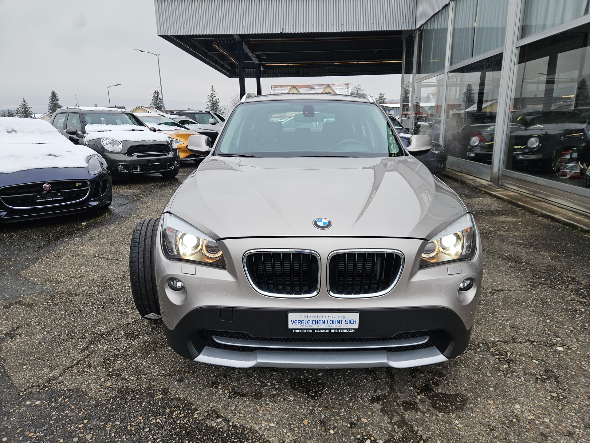 BMW X1 xDrive 20i Steptronic-image-2