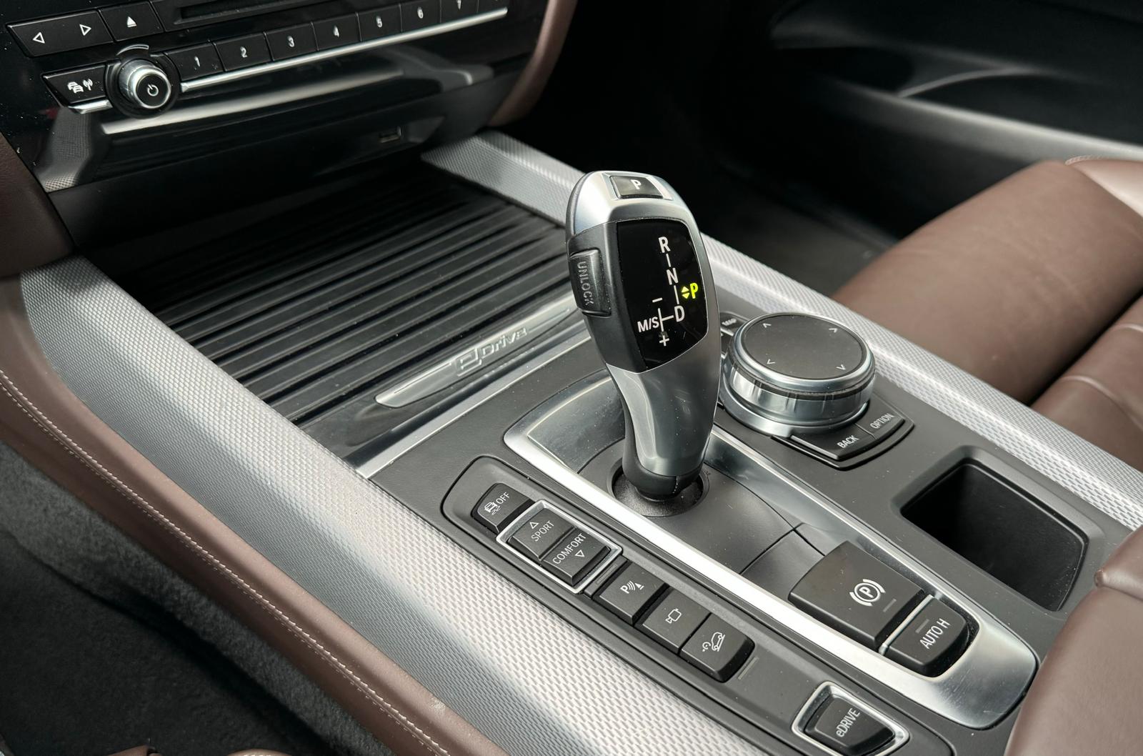 BMW X5 xDrive 40e iPerformance M Sport Steptronic-image-21