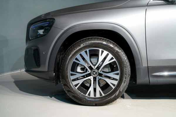 MERCEDES-BENZ GLB 200 d Progress 4MATIC-image-4