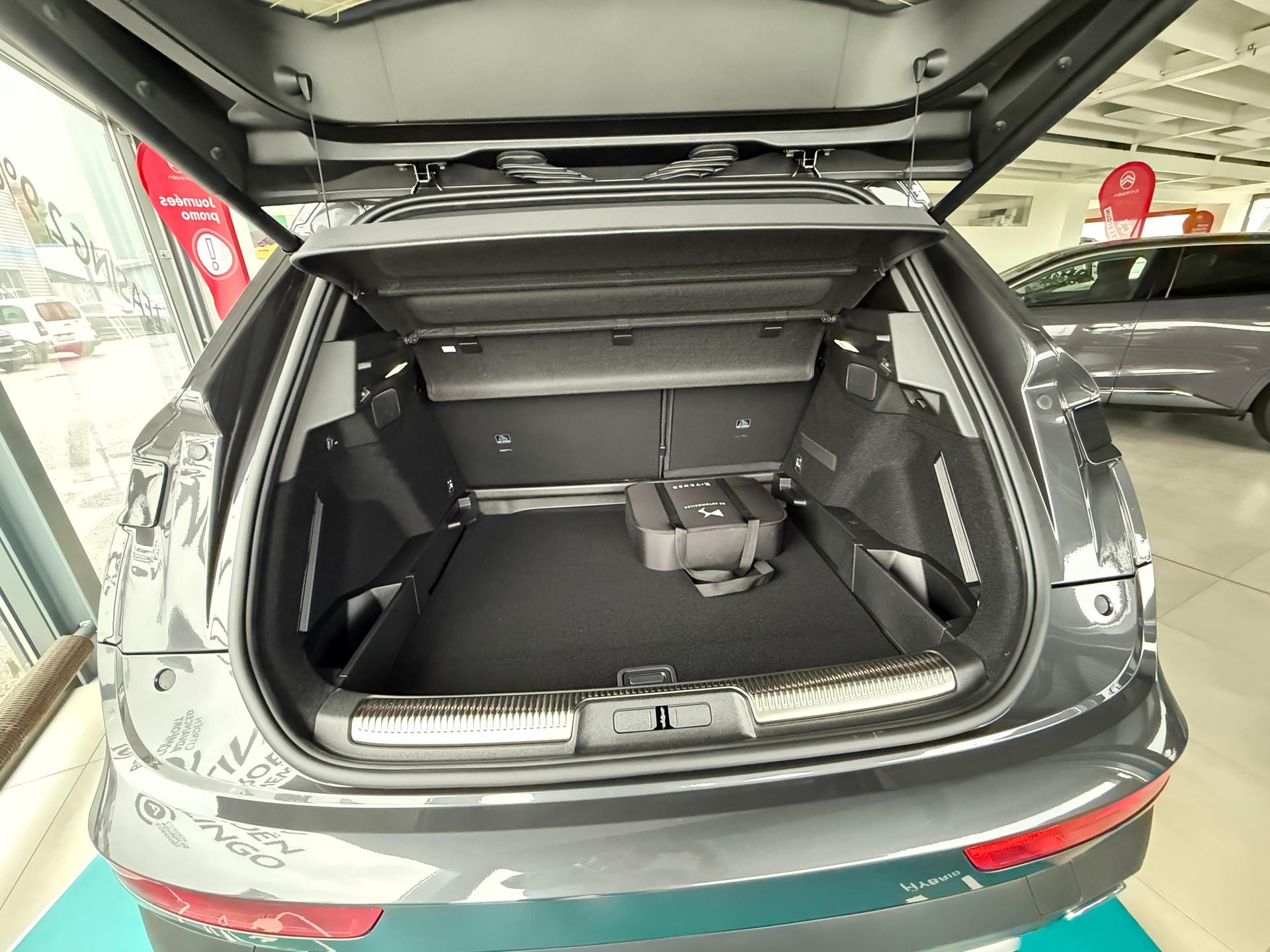 DS AUTOMOBILES 7 1.6 E-Tense Pallas-image-8