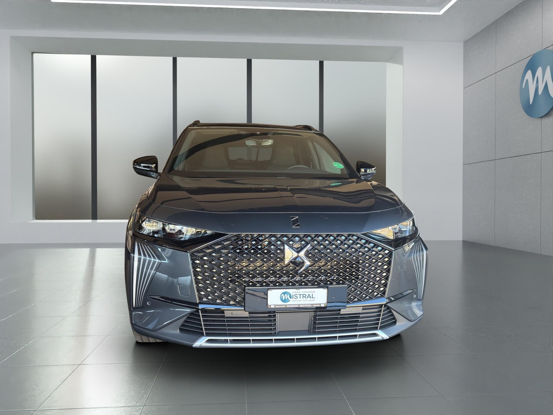 DS AUTOMOBILES 7 1.6 E-Tense Pallas-showroom-element-3