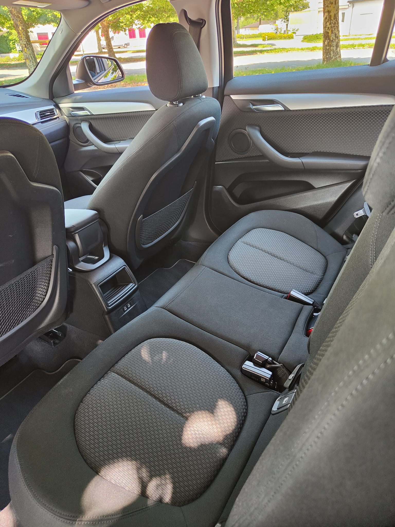 BMW X2 sDrive 18i-image-4