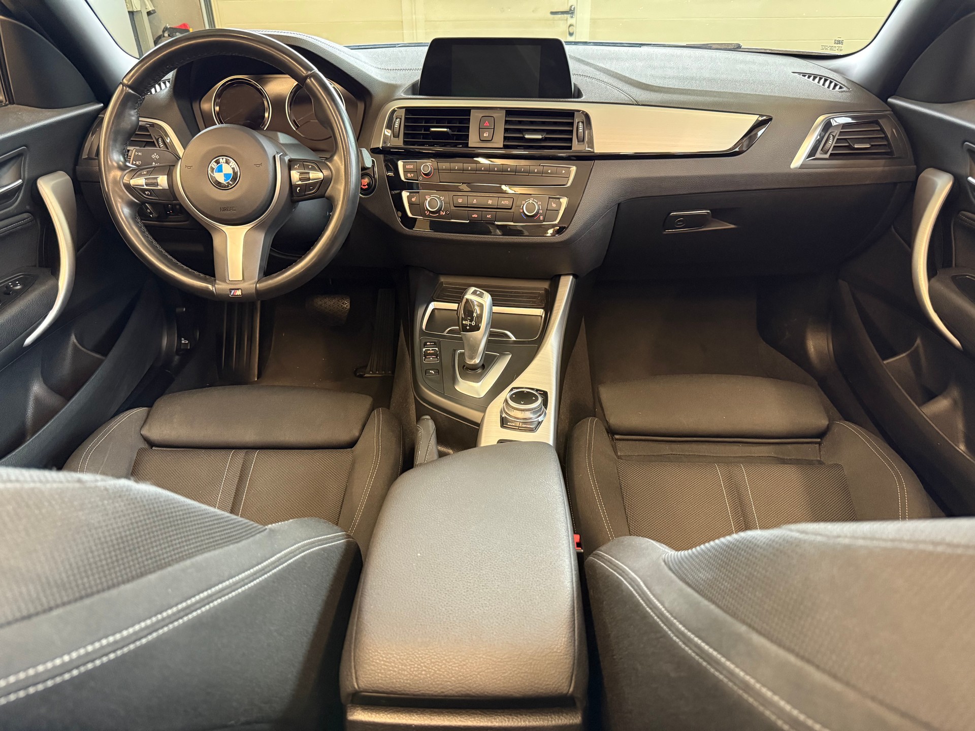 BMW 220d Sport Line Steptronic-image-11