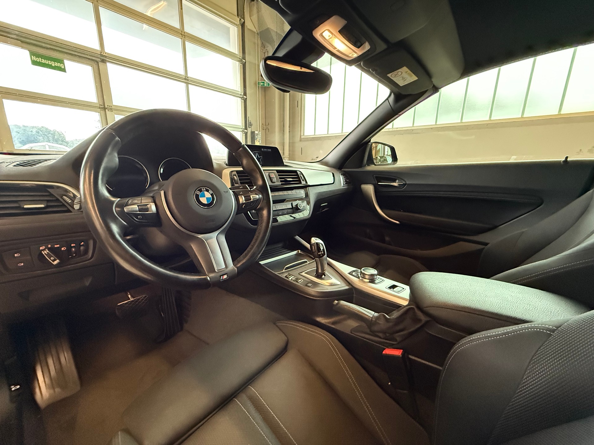 BMW 220d Sport Line Steptronic-image-9