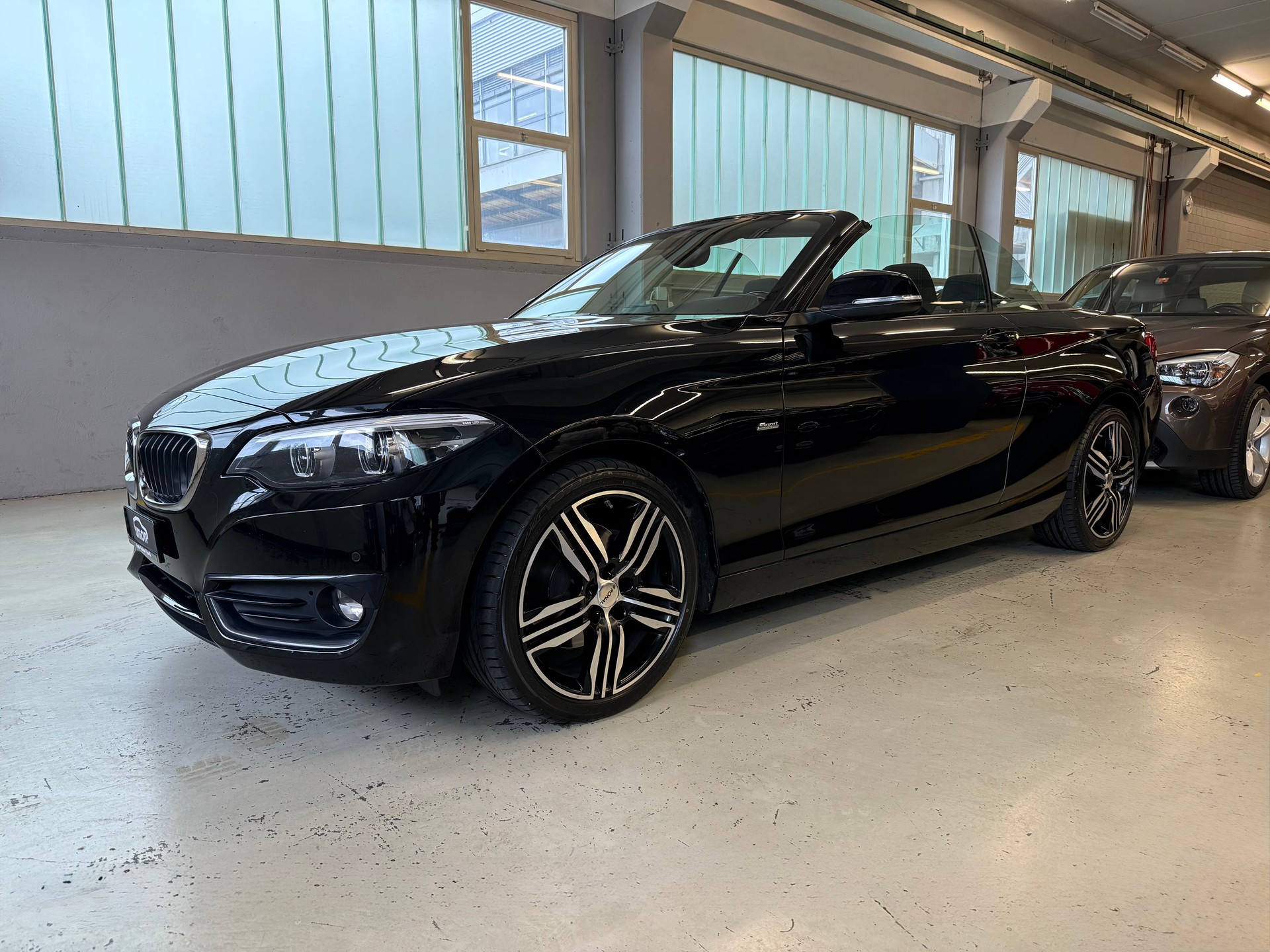 BMW 220d Sport Line Steptronic-image-12