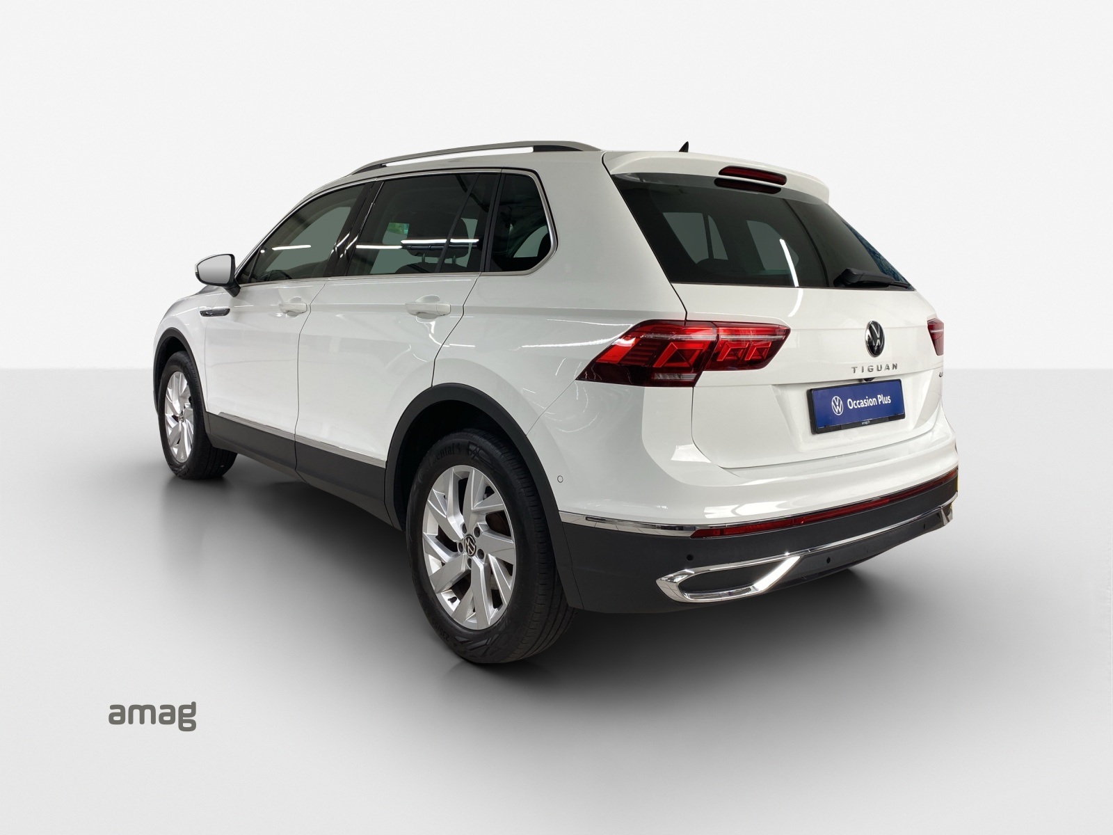 VW Tiguan 2.0 TDI SCR Elegance 4Motion DSG-image-2