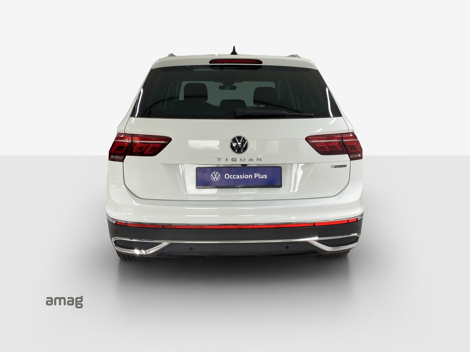 VW Tiguan 2.0 TDI SCR Elegance 4Motion DSG-image-3