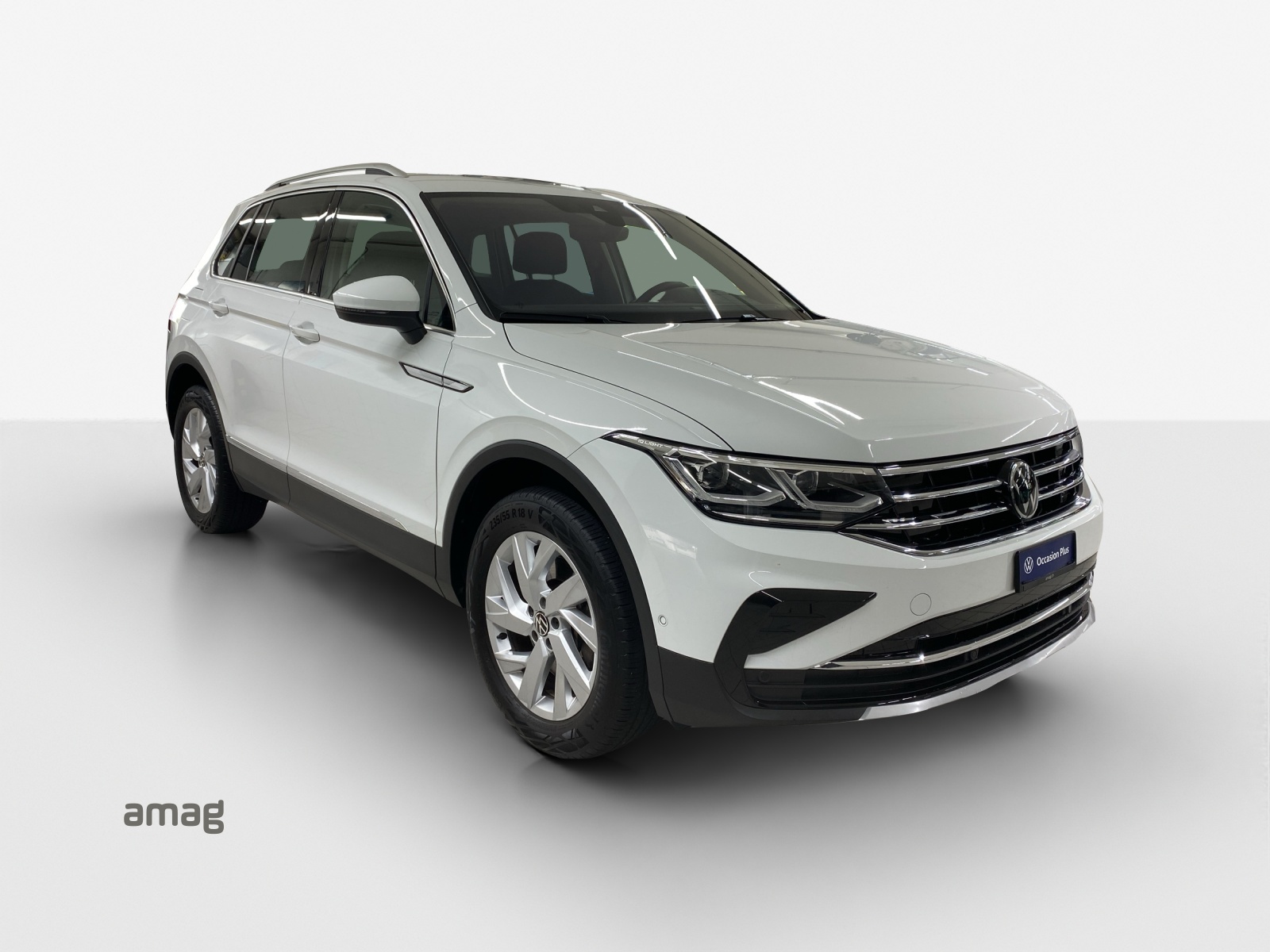 VW Tiguan 2.0 TDI SCR Elegance 4Motion DSG-image-5