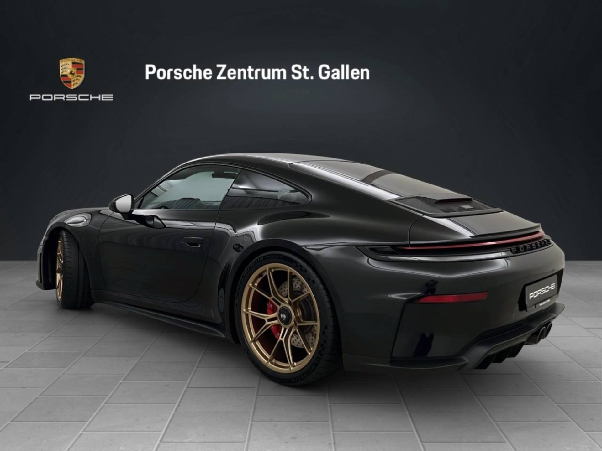 PORSCHE 911 GT3 mit Touring-Paket-image-1