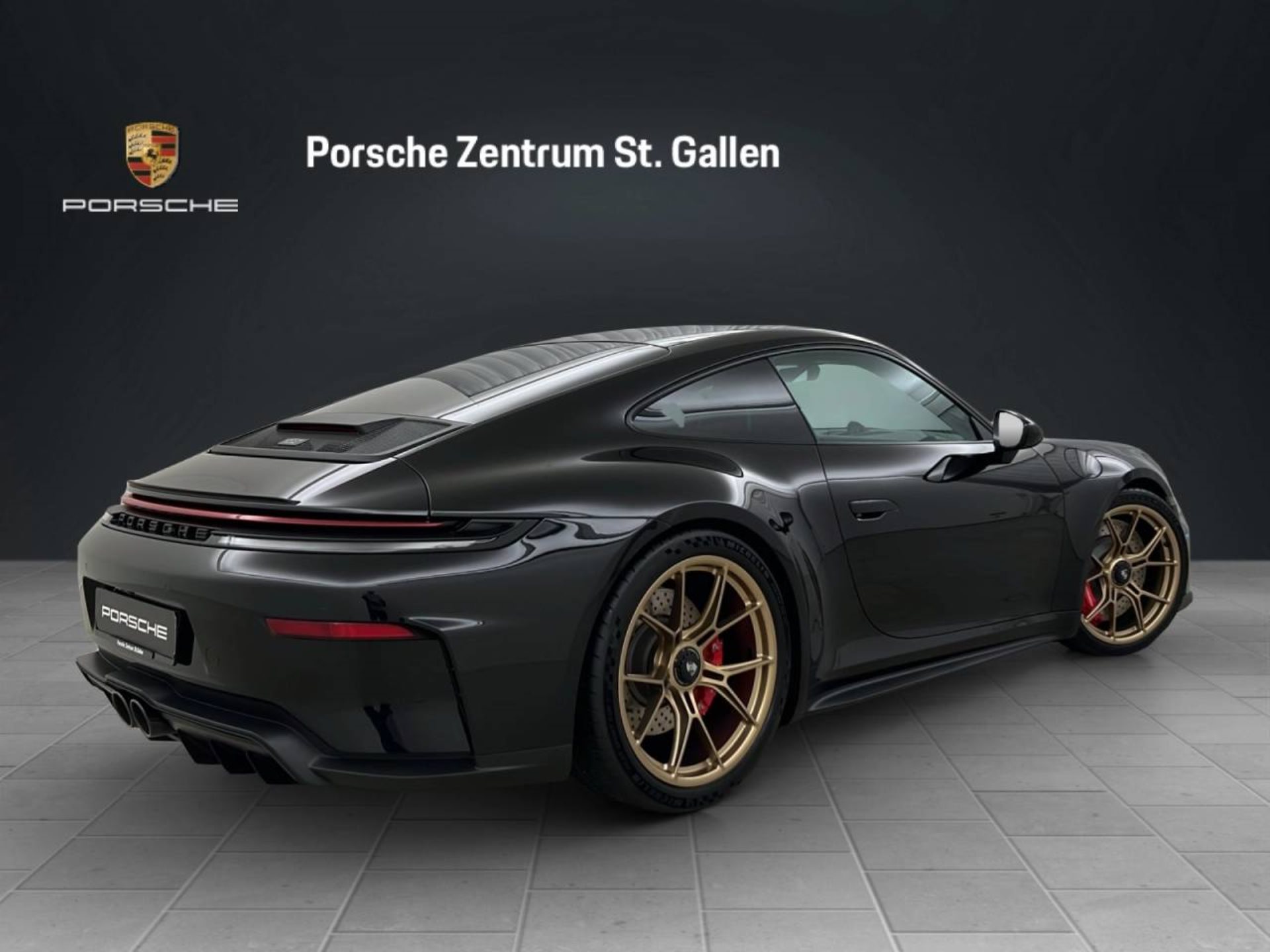 PORSCHE 911 GT3 mit Touring-Paket-image-2
