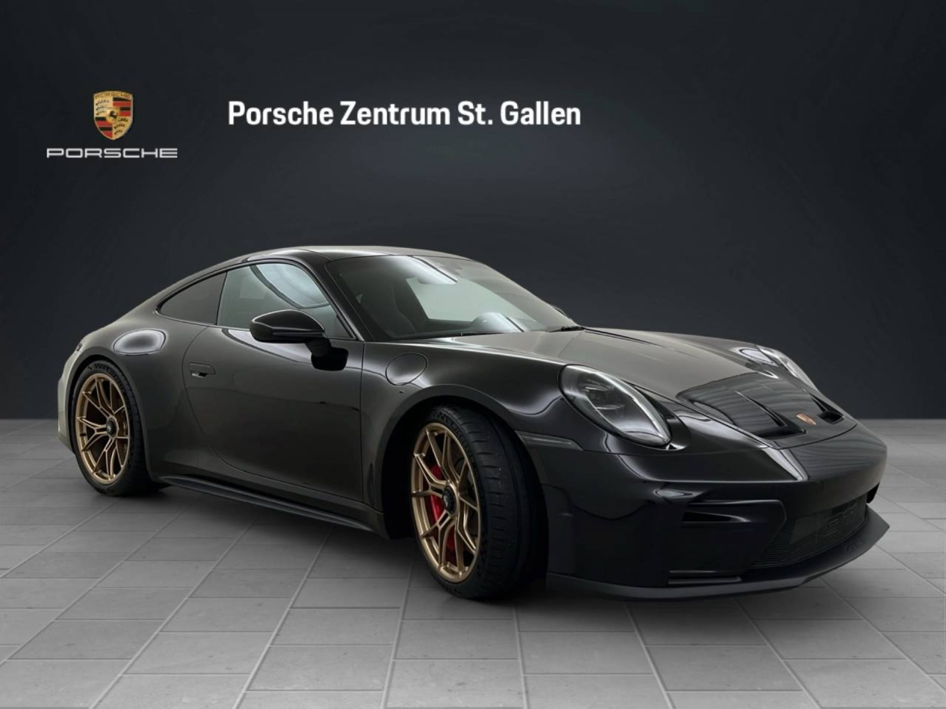 PORSCHE 911 GT3 mit Touring-Paket-image-5