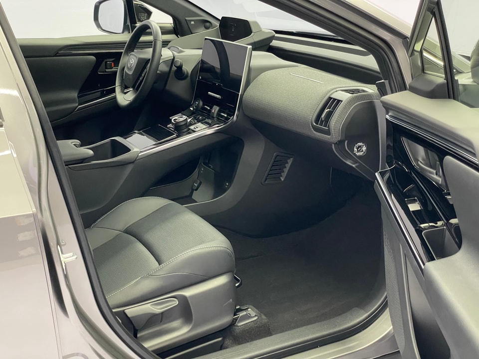 bZ4X Electric 71.4 kWh Premium AWD 11 kW OBC