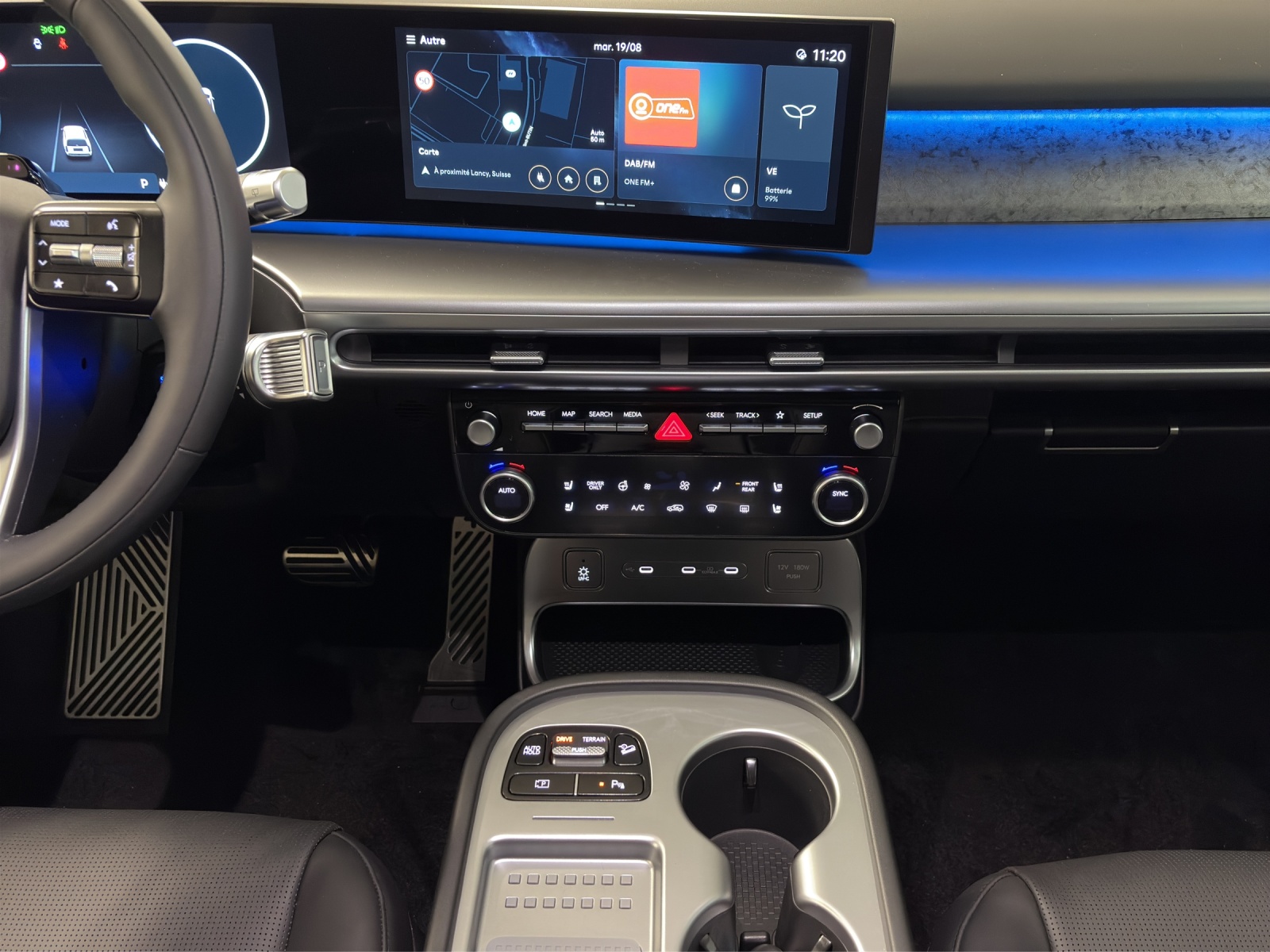 HYUNDAI Ioniq 9 110kWh Vertex Caligraphy 4WD-image-15