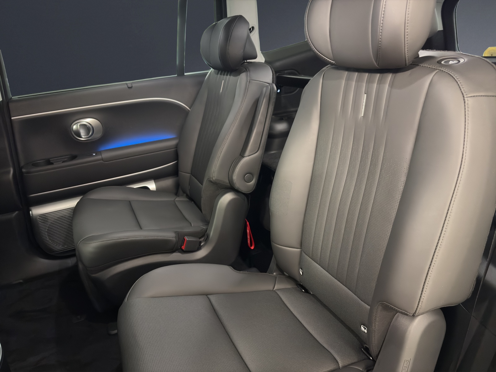 HYUNDAI Ioniq 9 110kWh Vertex Caligraphy 4WD-image-20
