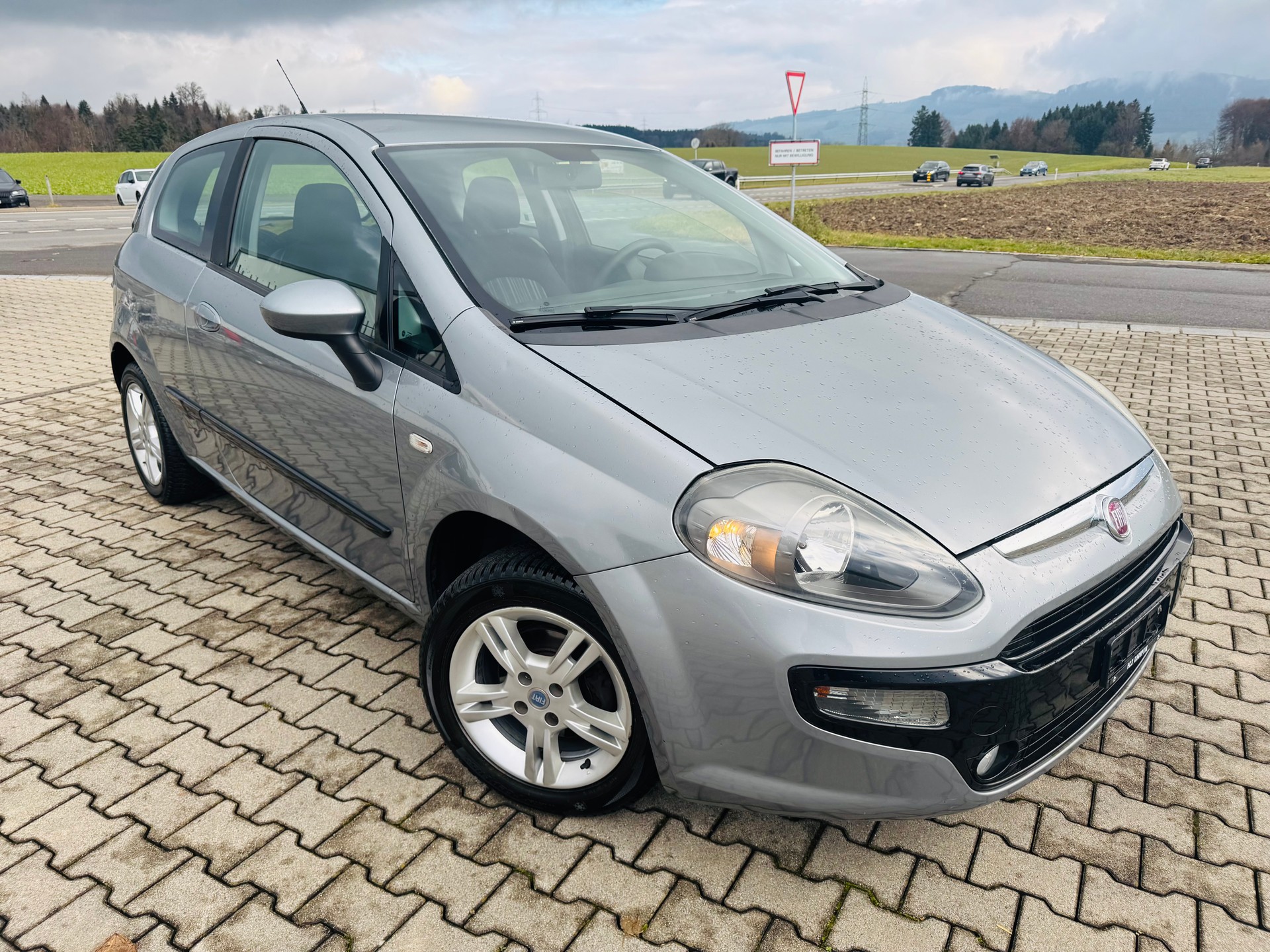 FIAT Punto Evo 1.4 Dynamic Dualogic Automat