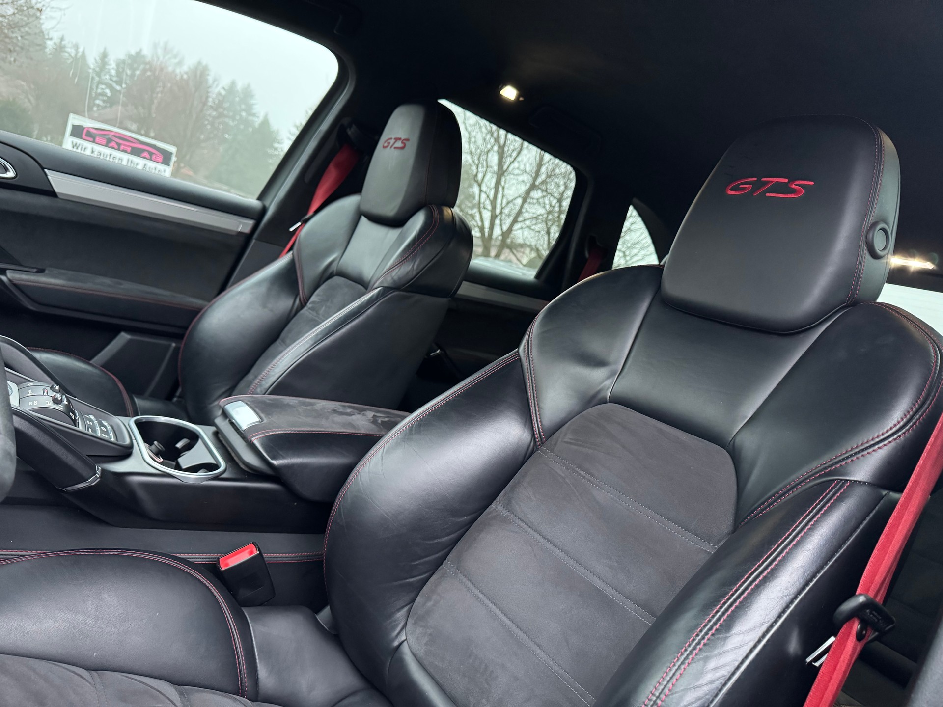 PORSCHE Cayenne GTS-image-15