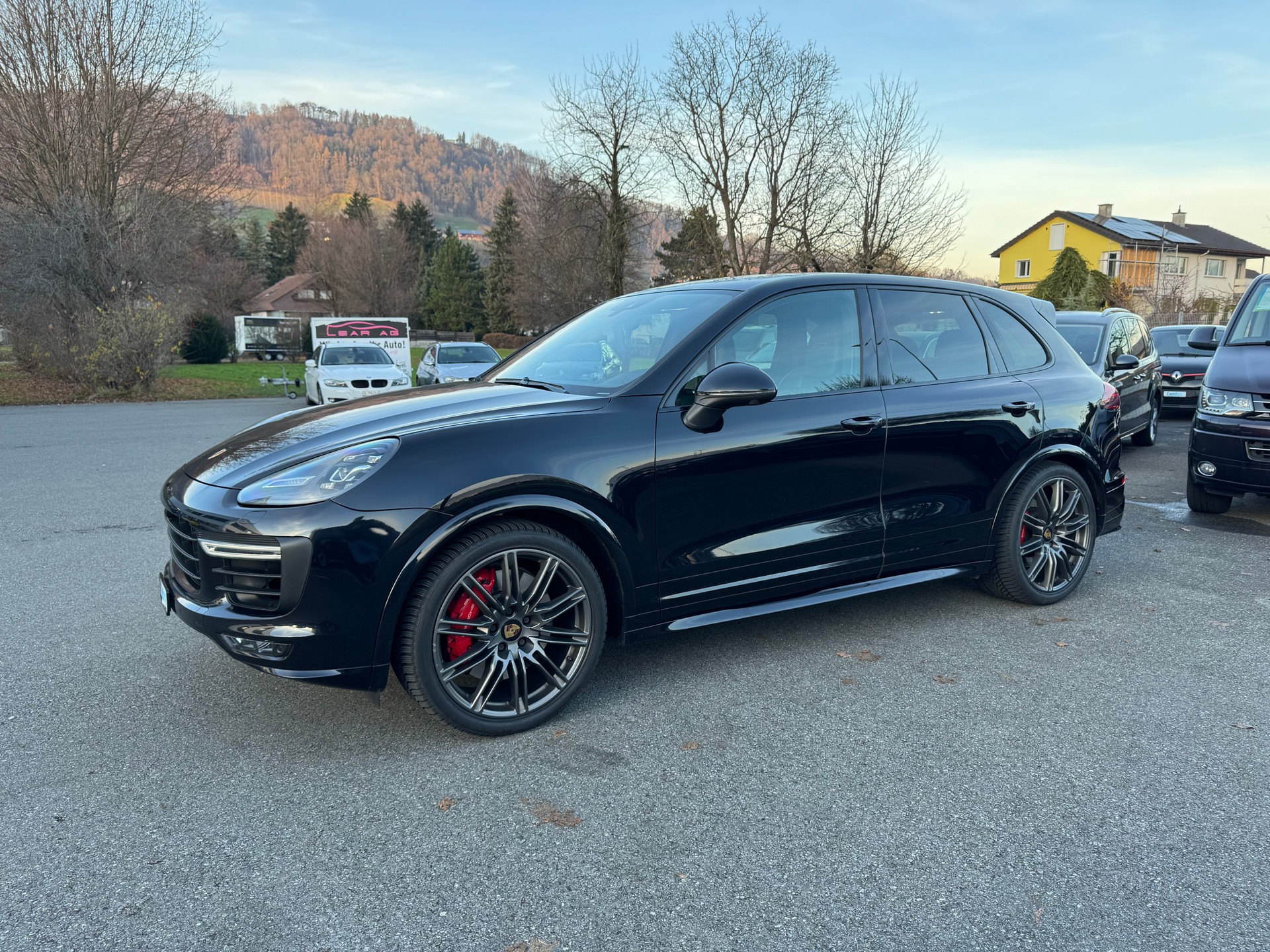 PORSCHE Cayenne GTS-image-1
