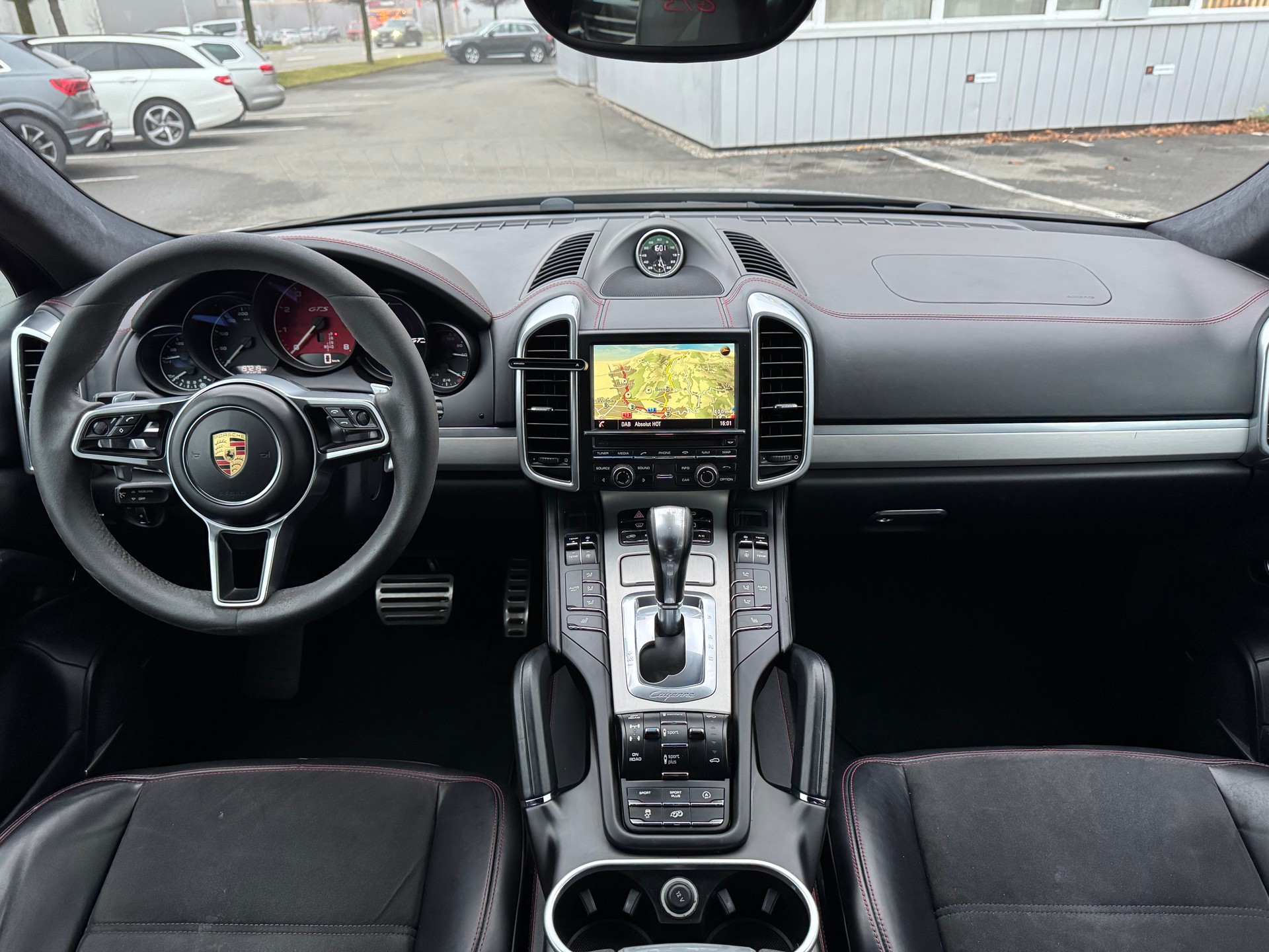 PORSCHE Cayenne GTS-image-9