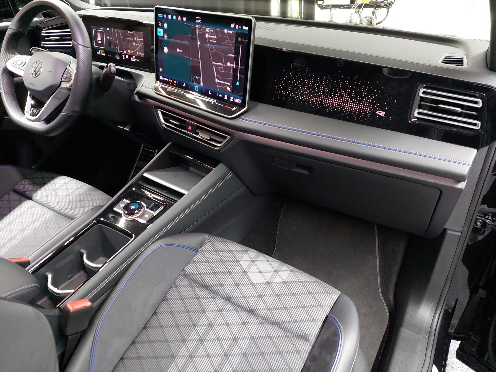 VW Tiguan 1.5 TSI evo2 eHybrid R-Line DSG-image-9