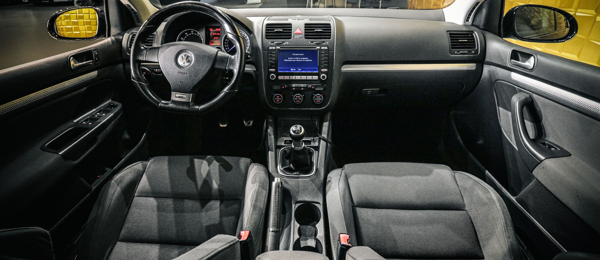 VW Golf R32 4Motion M/T-image-12