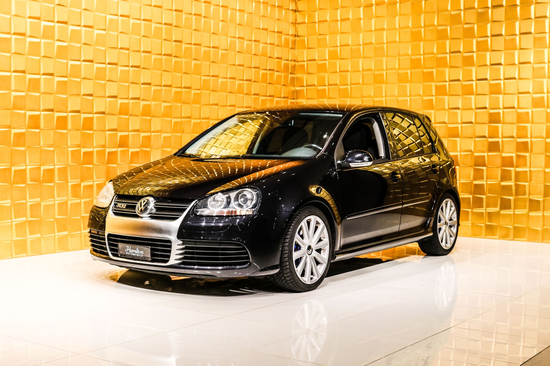 VW Golf R32 4Motion M/T-image-3