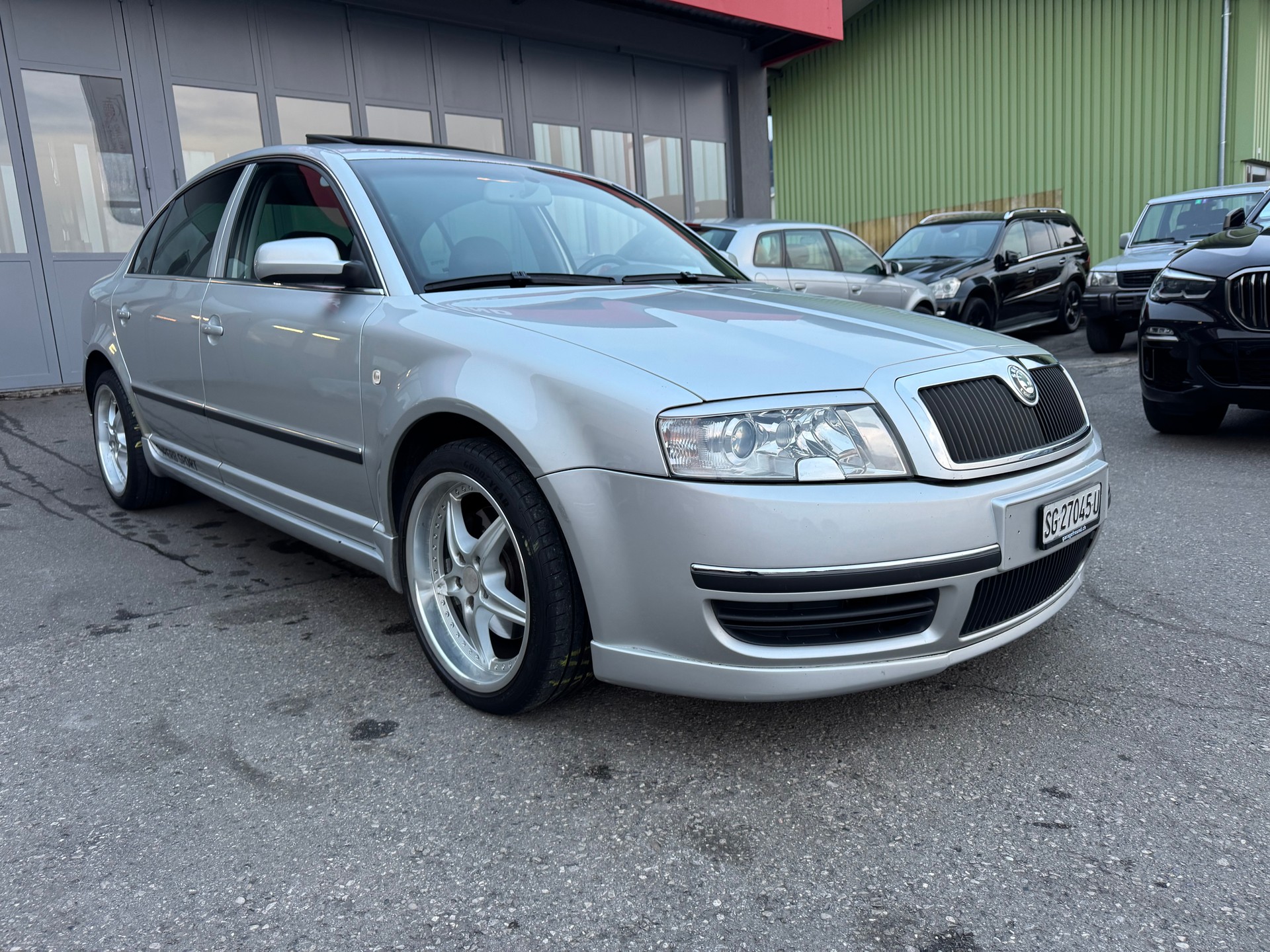 SKODA Superb 2.5 V6 TDi Elegance-image-1