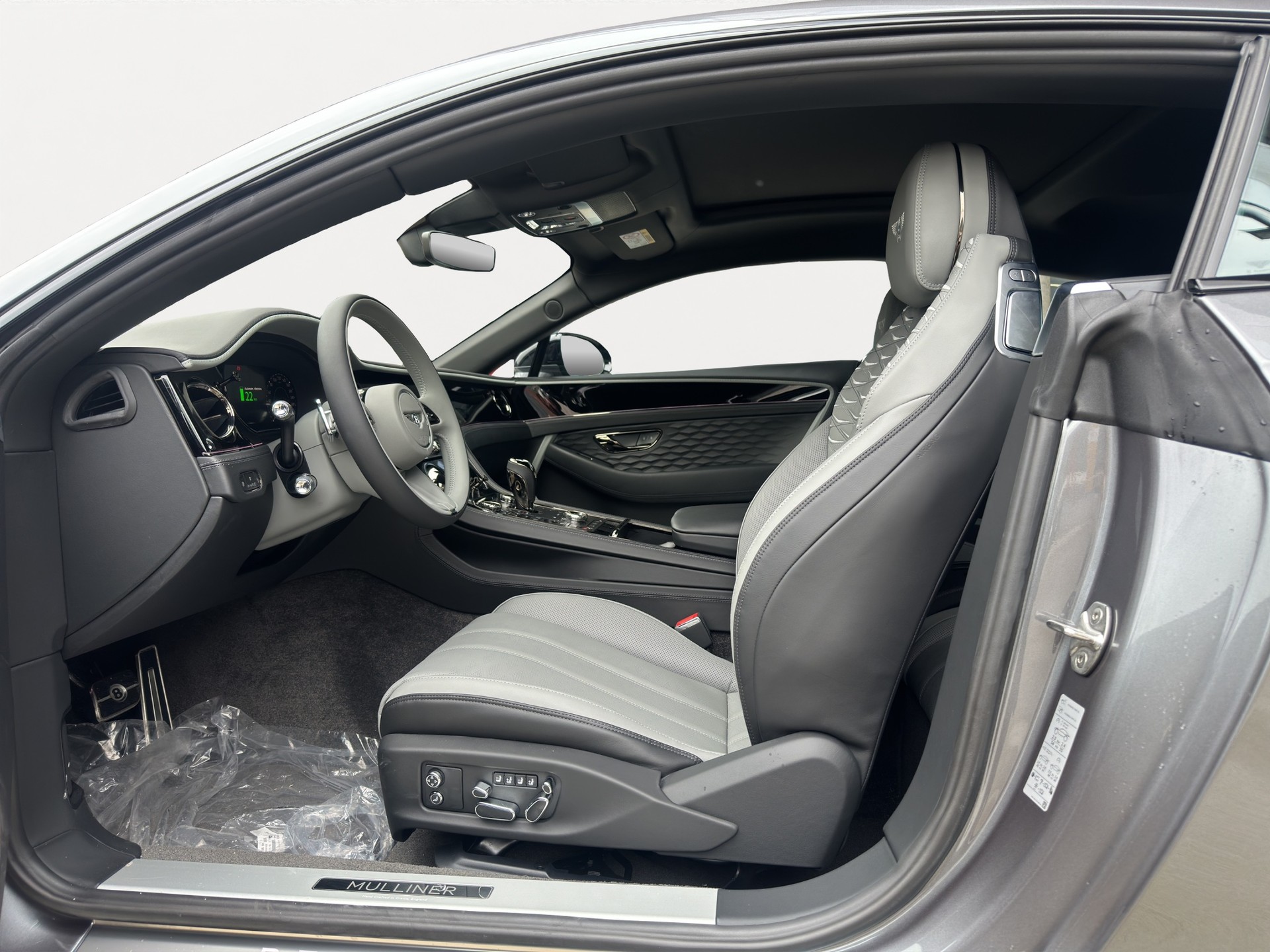 BENTLEY GT Continental Mulliner-showroom-element-1