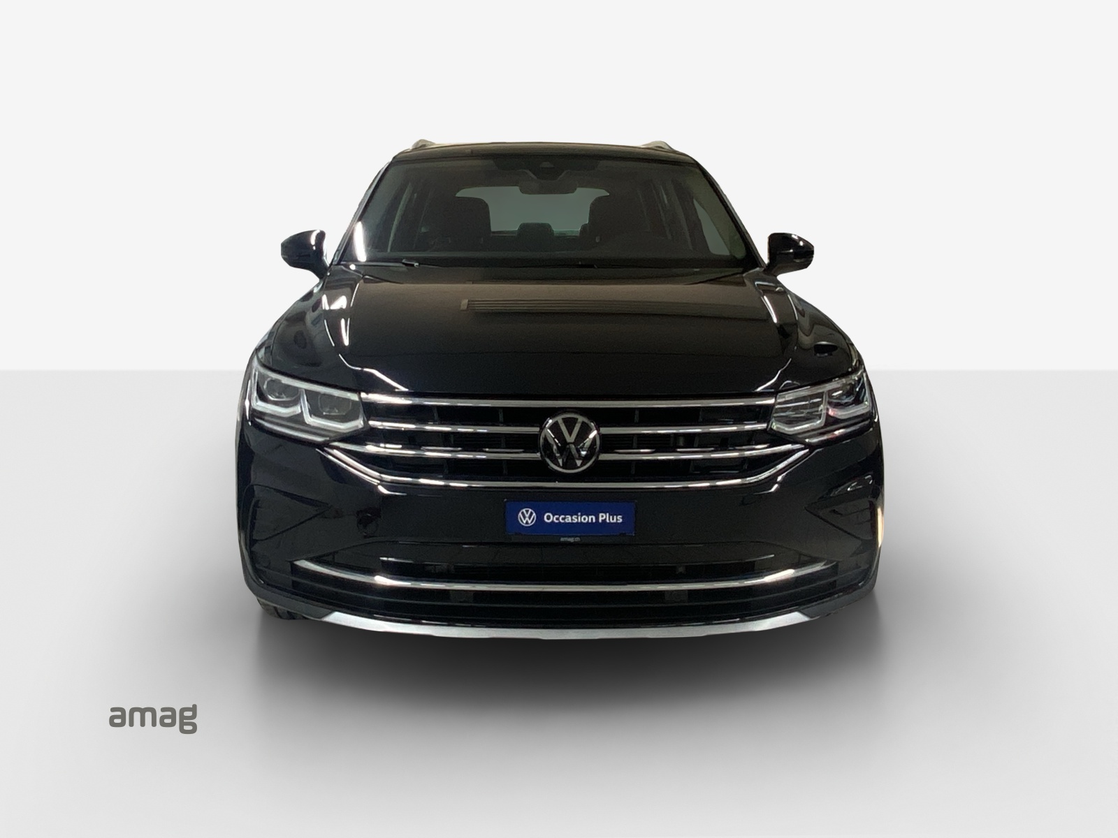 VW Tiguan 2.0 TDI SCR Elegance 4Motion DSG-image-6