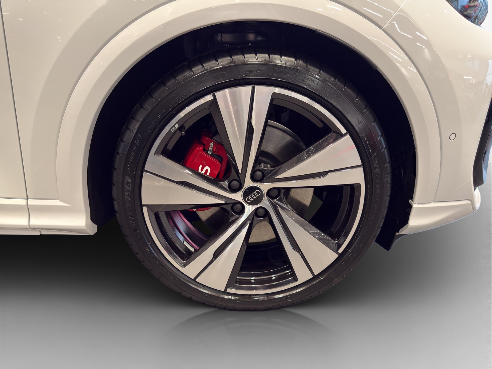 AUDI SQ5 Sportback TFSI quattro S-tronic-image-14