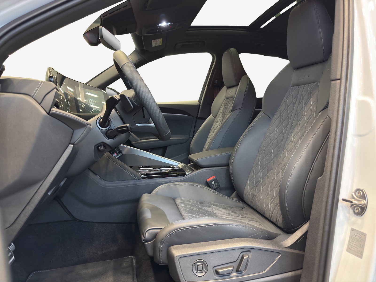 AUDI SQ5 Sportback TFSI quattro S-tronic-image-7