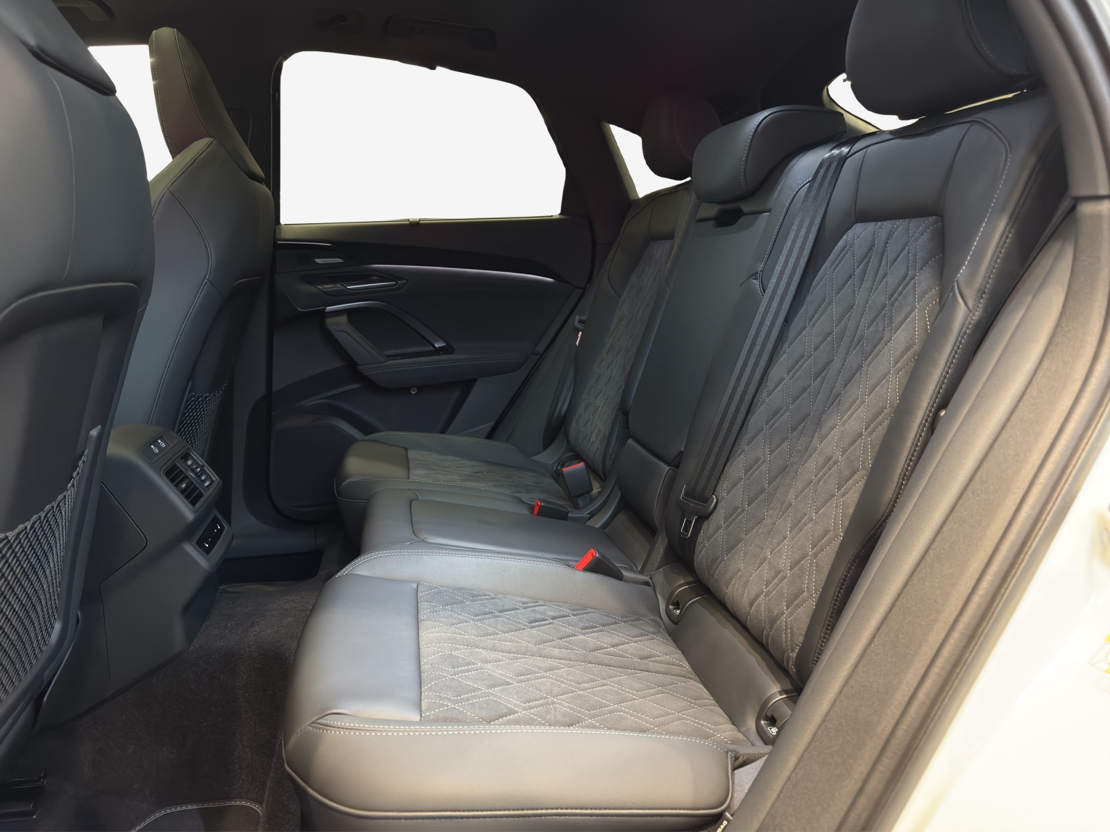 AUDI SQ5 Sportback TFSI quattro S-tronic-image-11