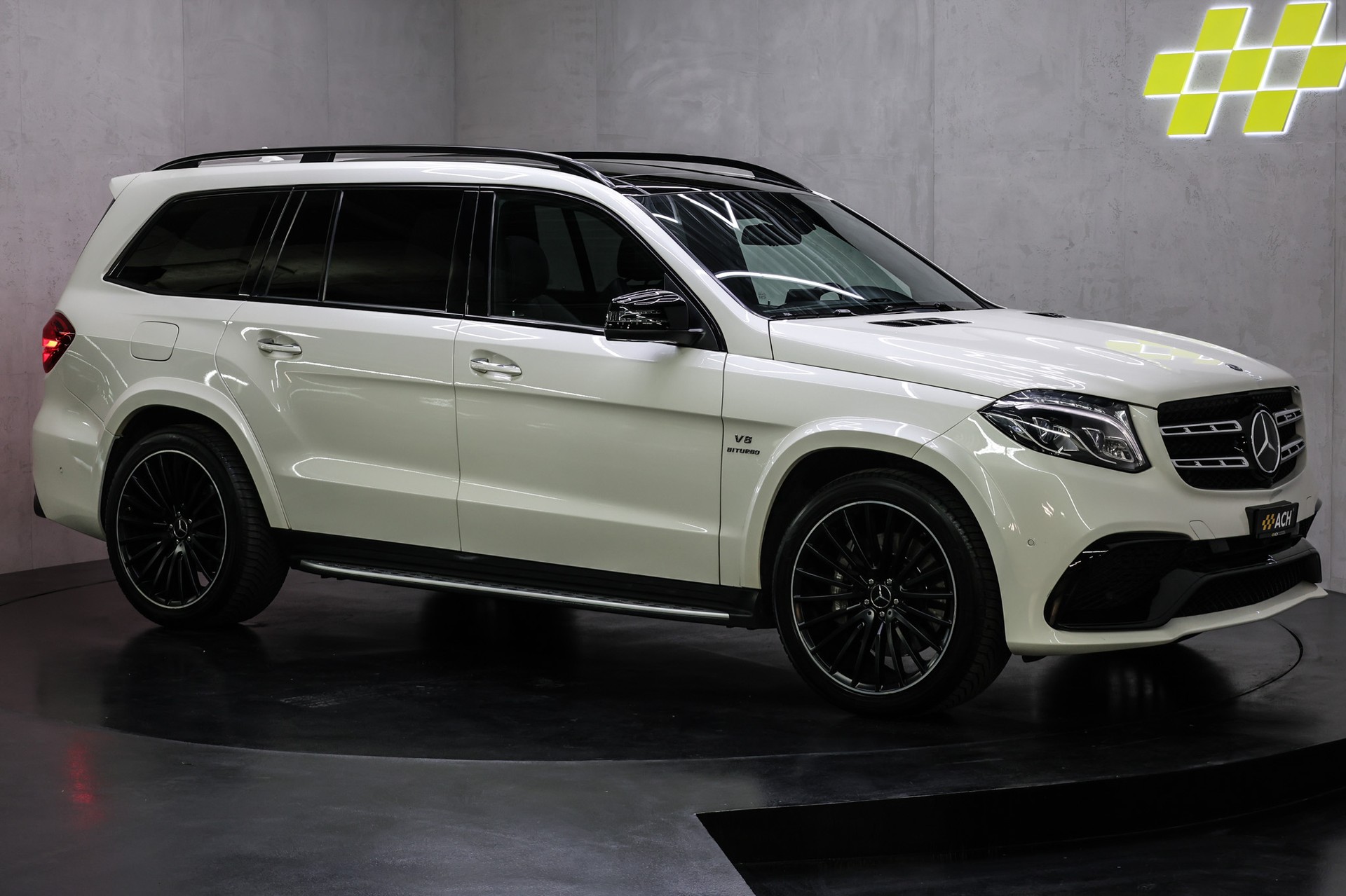 MERCEDES-BENZ GLS 63 V8 AMG 4matic-image-9