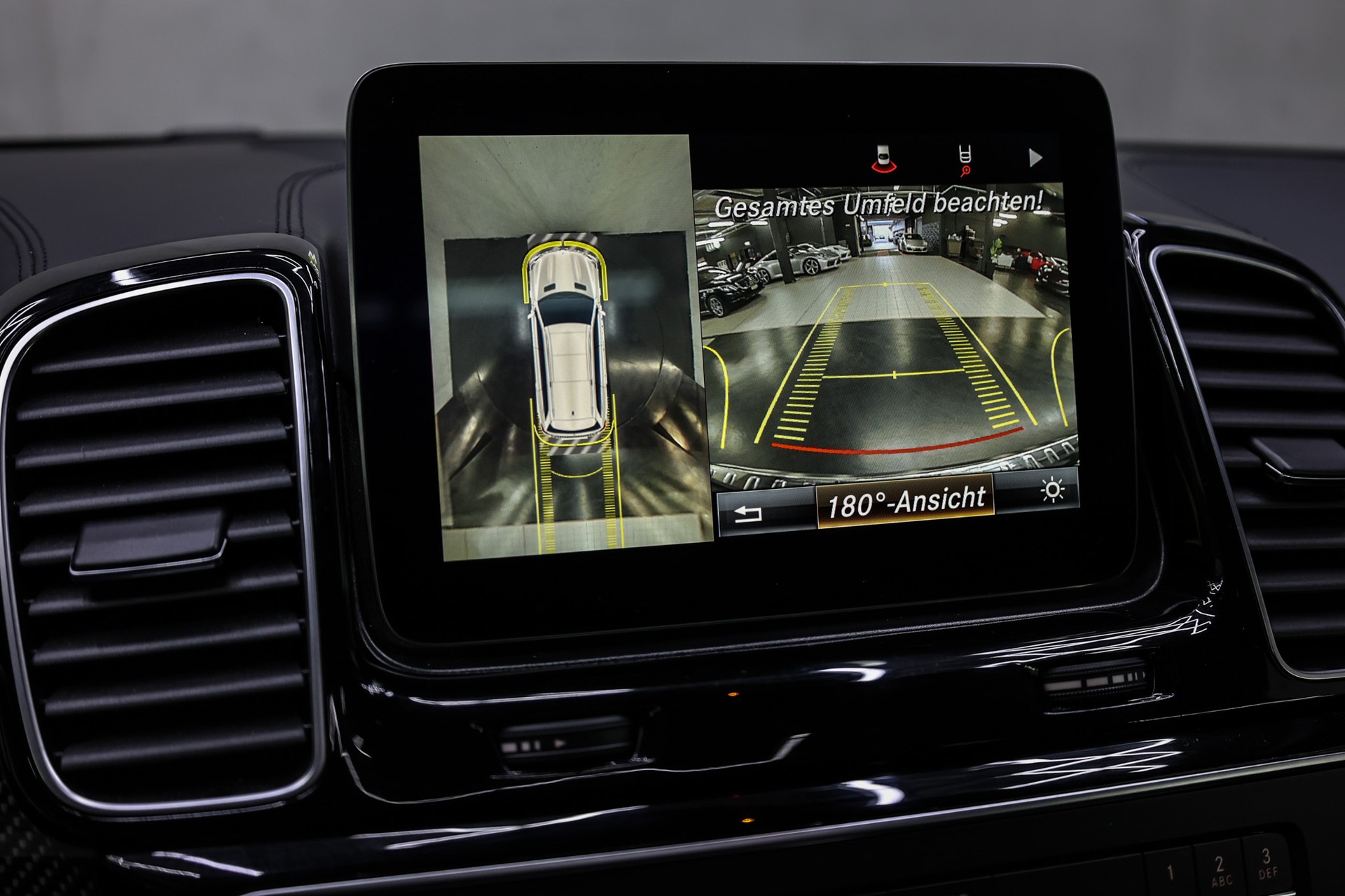 MERCEDES-BENZ GLS 63 V8 AMG 4matic-image-35