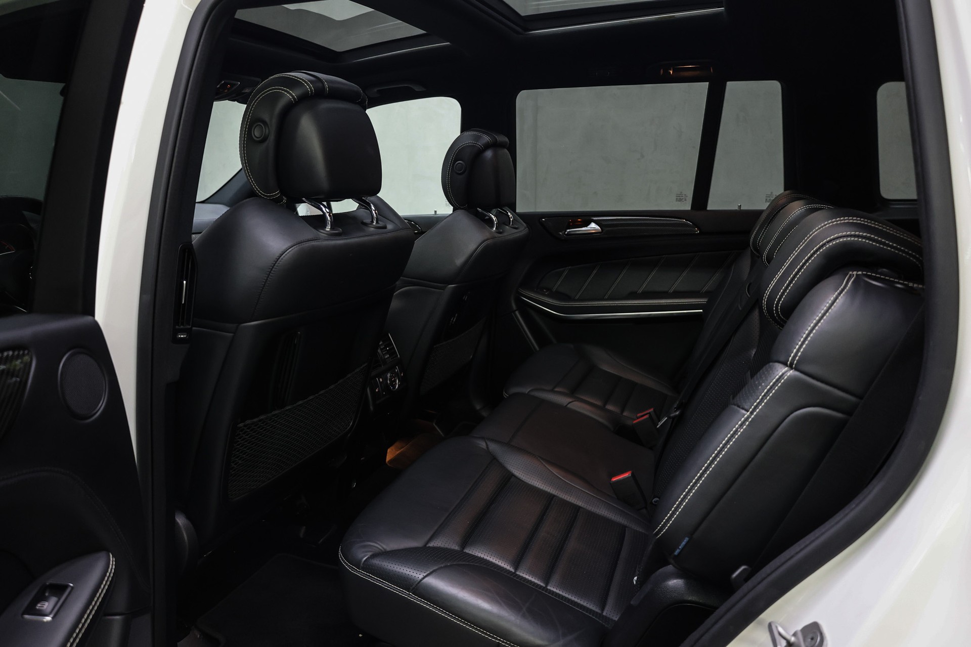 MERCEDES-BENZ GLS 63 V8 AMG 4matic-image-26